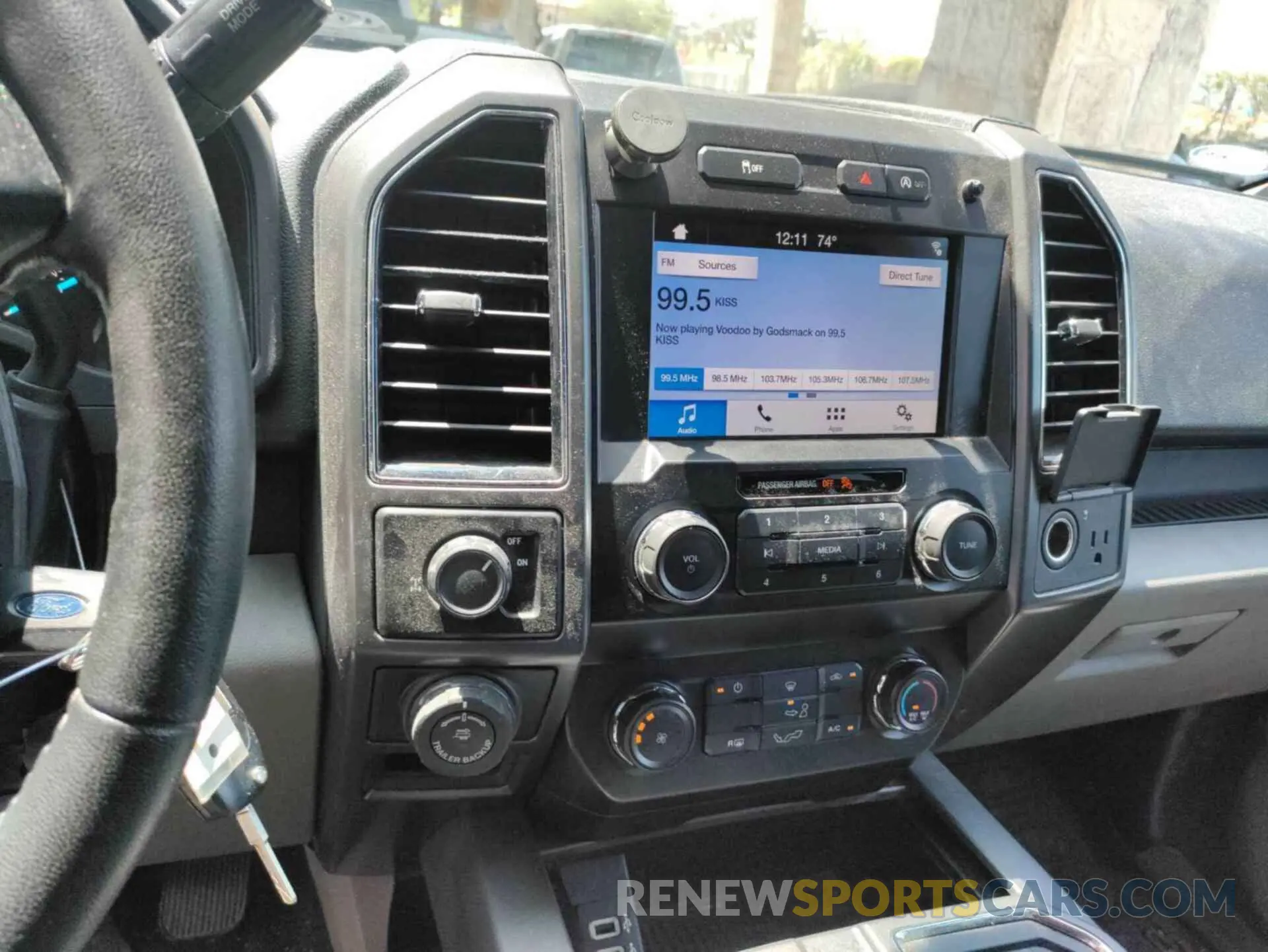 17 Photograph of a damaged car 1FTEX1C4XKKE18045 FORD F150 2019