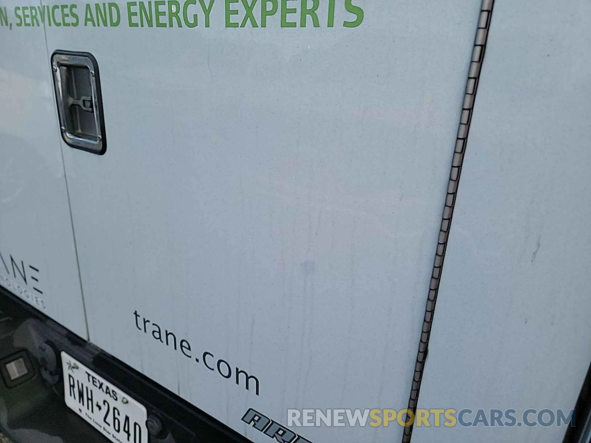 2 Photograph of a damaged car 1FTEX1C4XKKE18045 FORD F150 2019