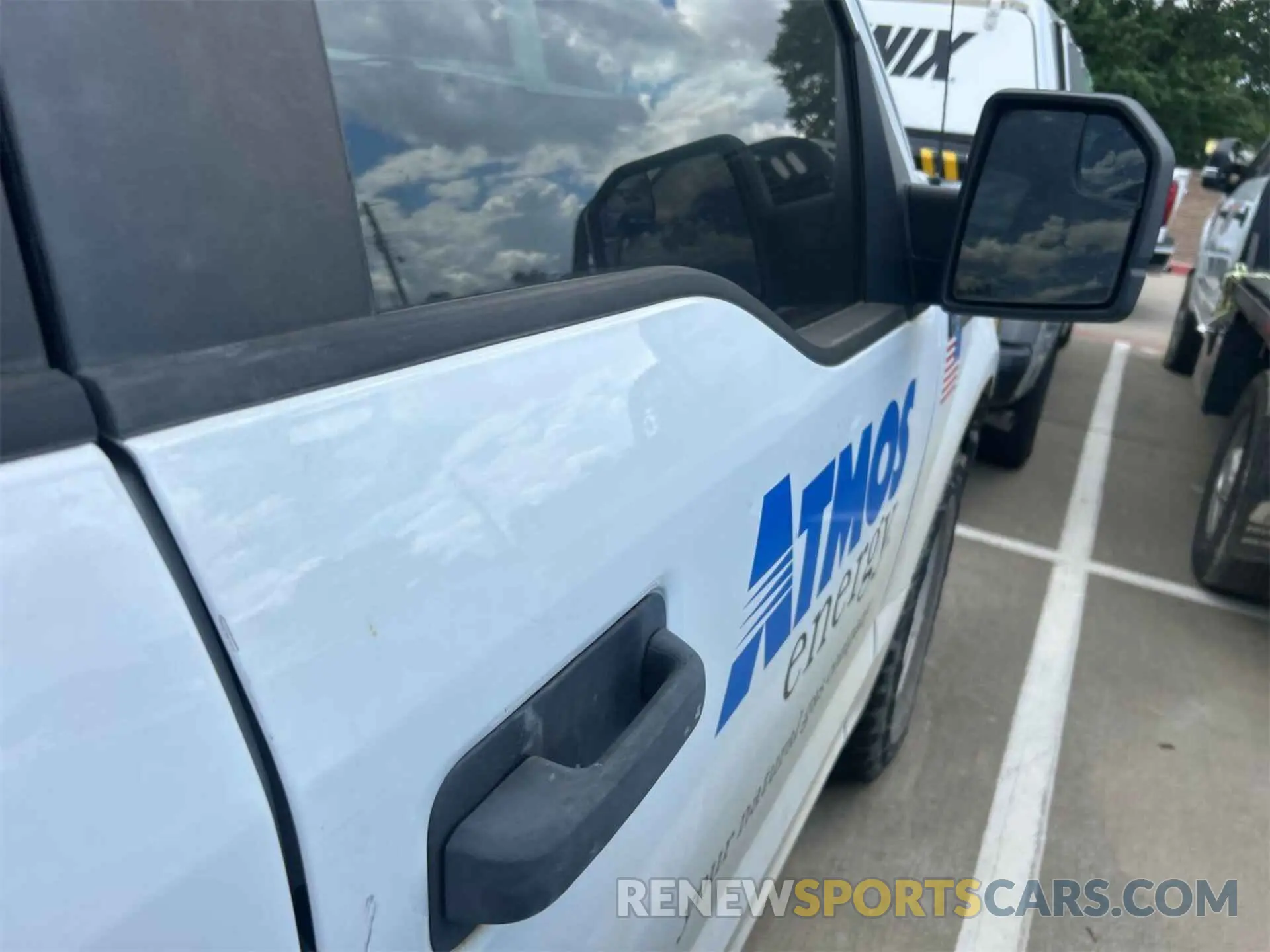 22 Photograph of a damaged car 1FTEX1C51KKD18005 FORD F150 2019