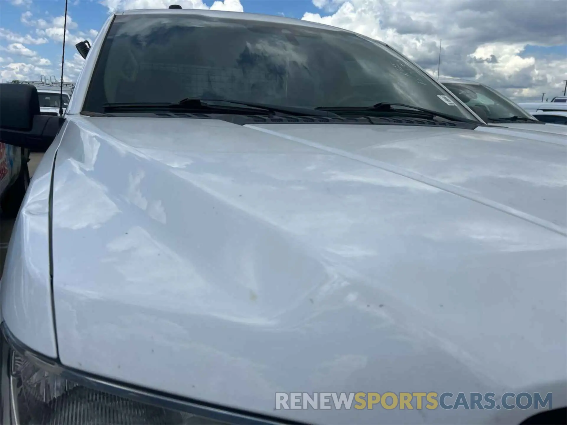 24 Photograph of a damaged car 1FTEX1C51KKD18005 FORD F150 2019