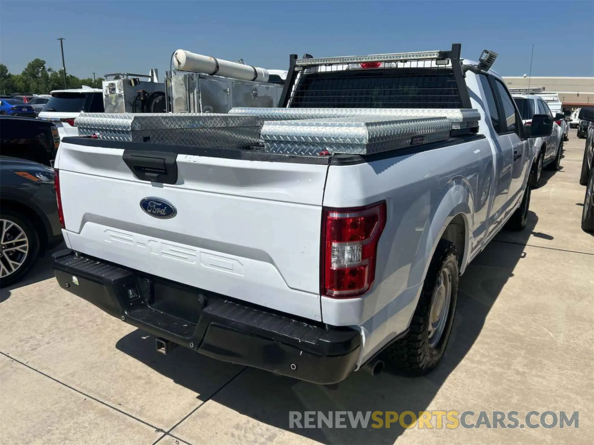 4 Photograph of a damaged car 1FTEX1C51KKD18005 FORD F150 2019