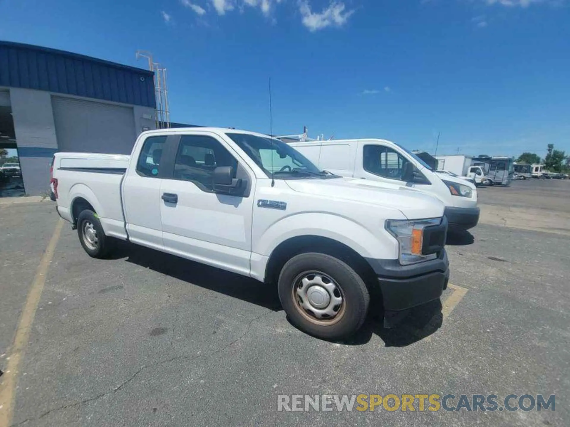 4 Photograph of a damaged car 1FTEX1CB2KFB36697 FORD F150 2019