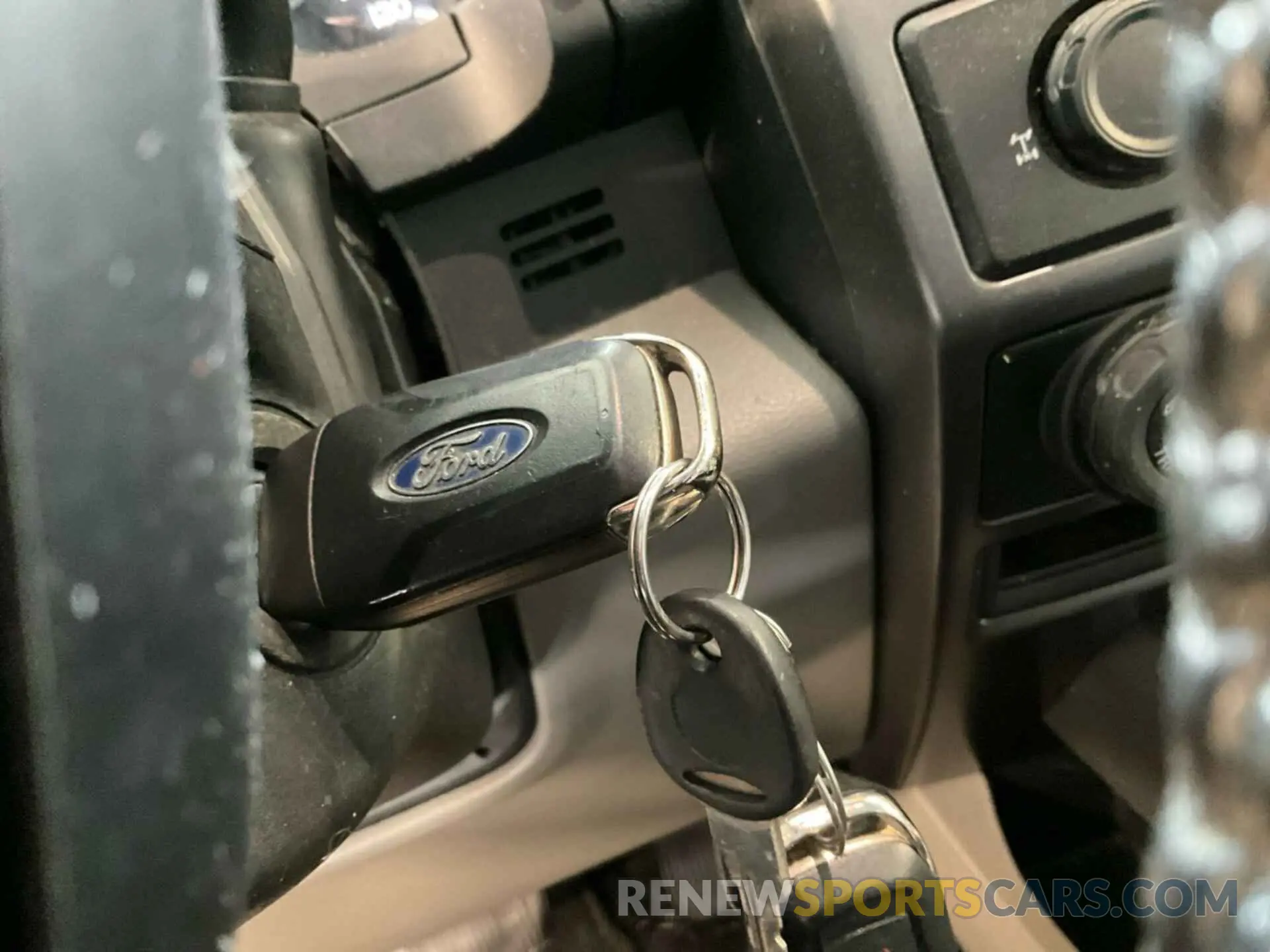 30 Photograph of a damaged car 1FTEX1CP2KKC43512 FORD F150 2019