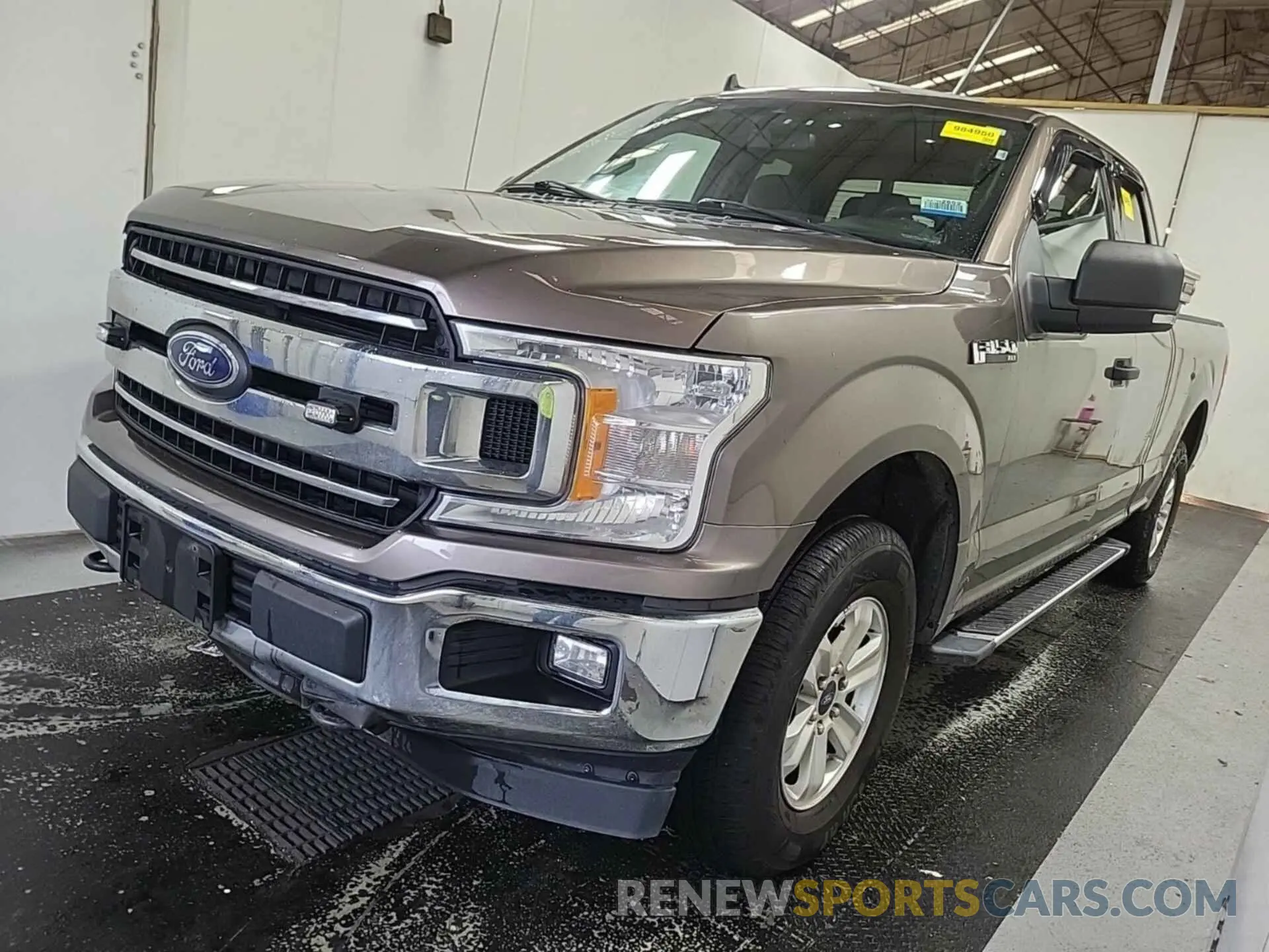21 Photograph of a damaged car 1FTEX1EB0KKC55854 FORD F150 2019