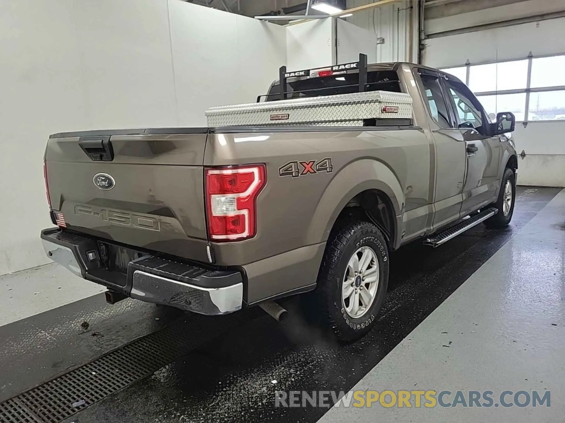 24 Photograph of a damaged car 1FTEX1EB0KKC55854 FORD F150 2019