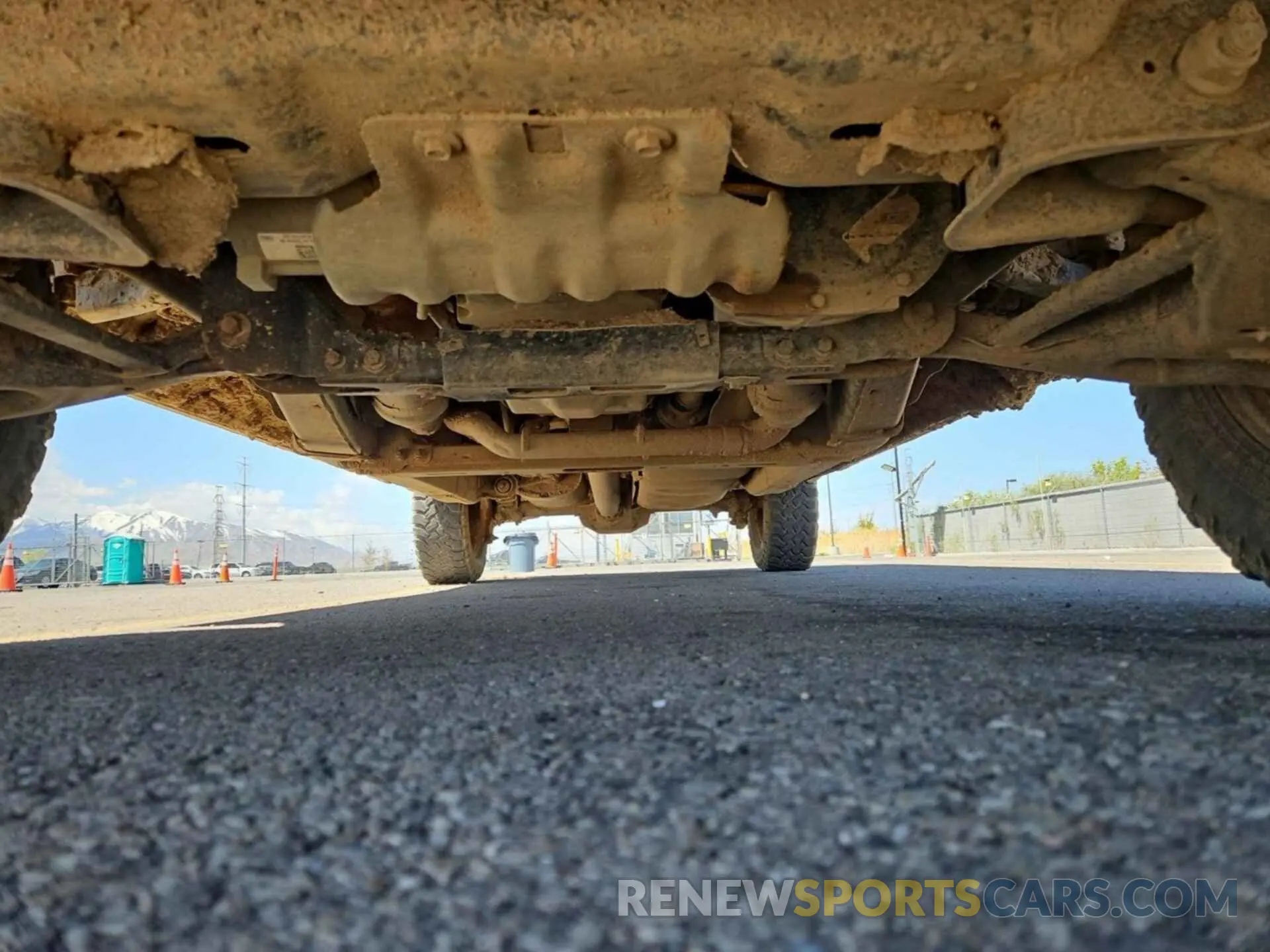18 Photograph of a damaged car 1FTEX1EB1KKD33686 FORD F150 2019