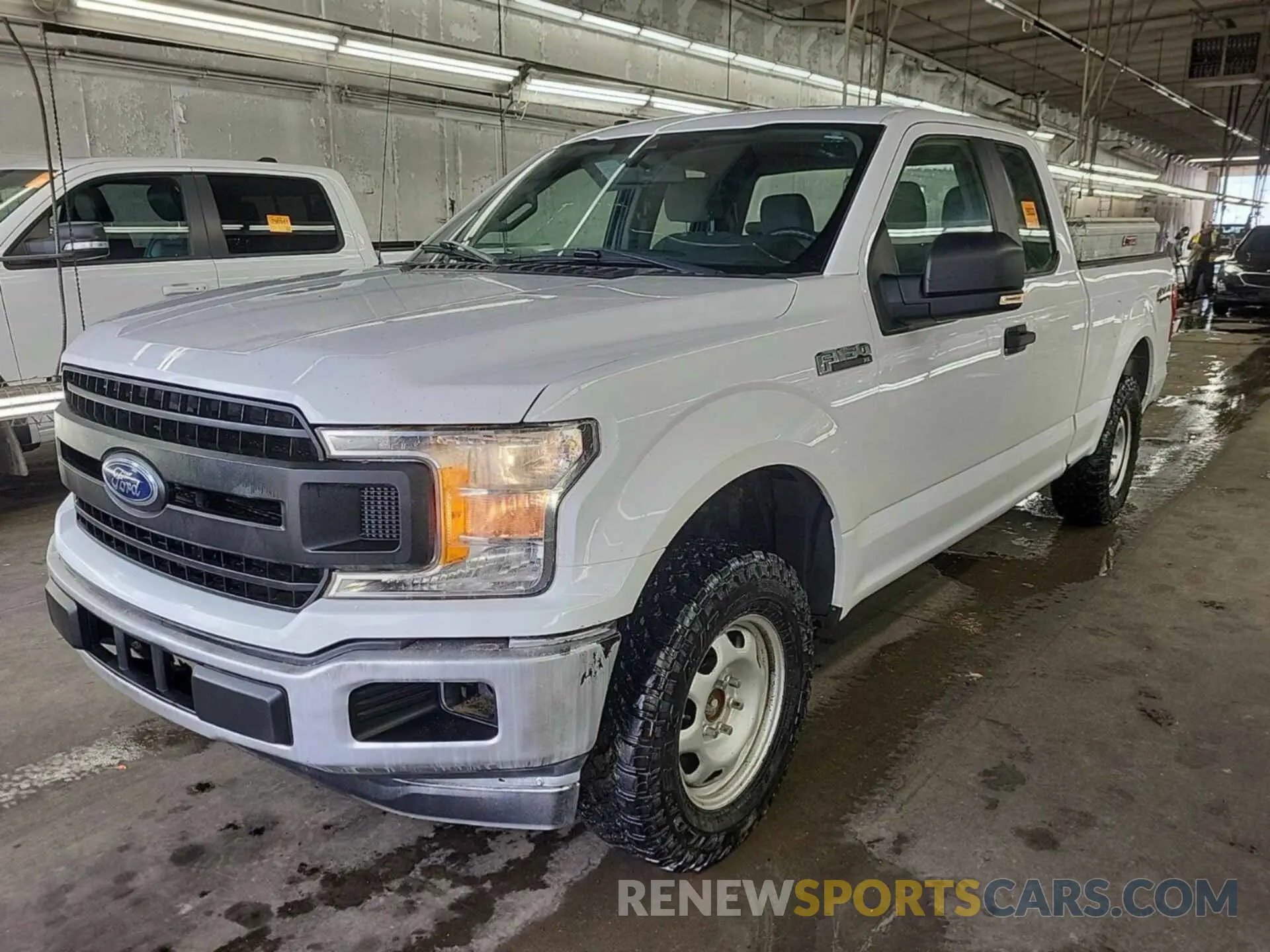 36 Photograph of a damaged car 1FTEX1EB1KKD33686 FORD F150 2019