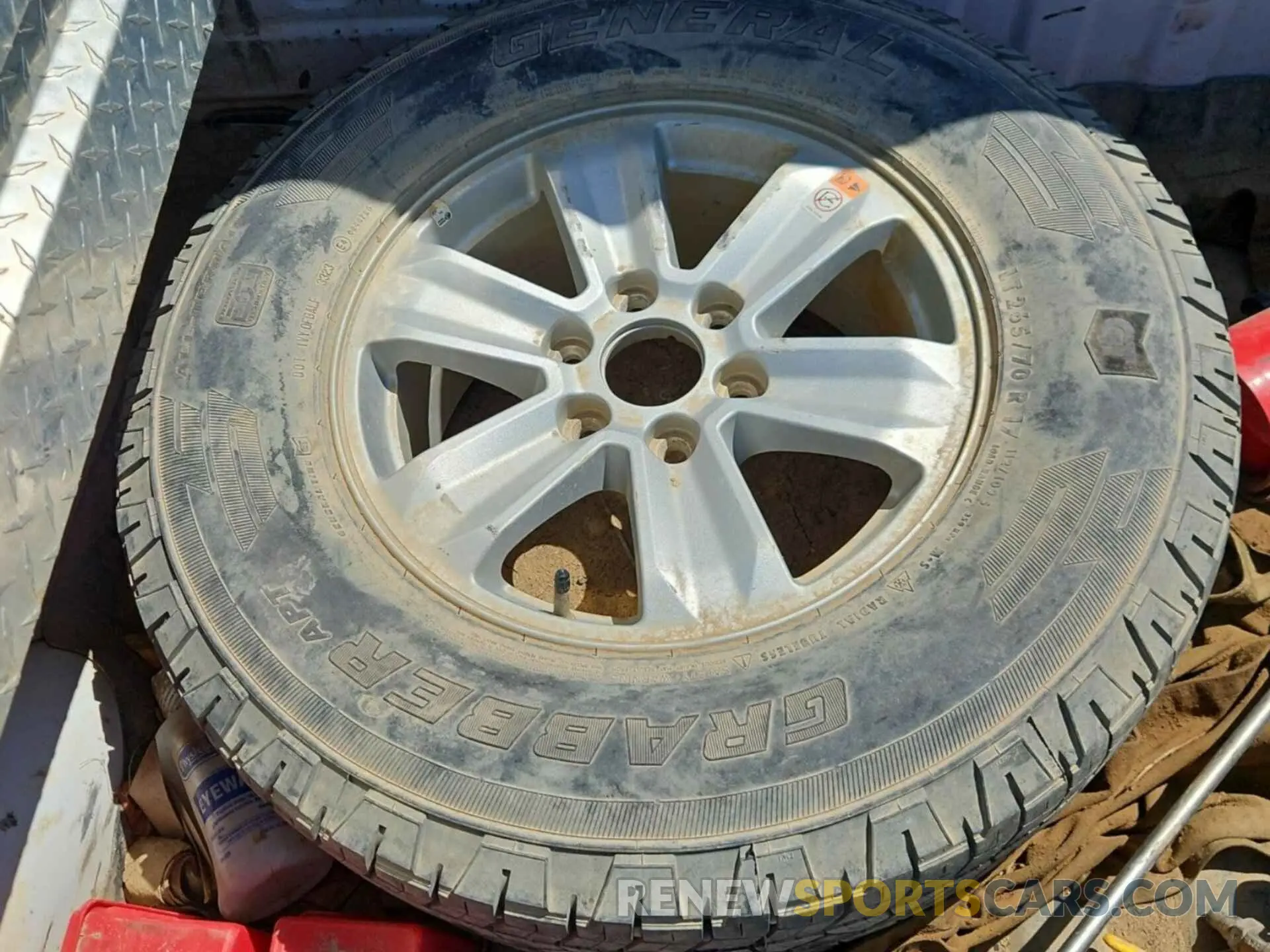 44 Photograph of a damaged car 1FTEX1EB1KKD33686 FORD F150 2019