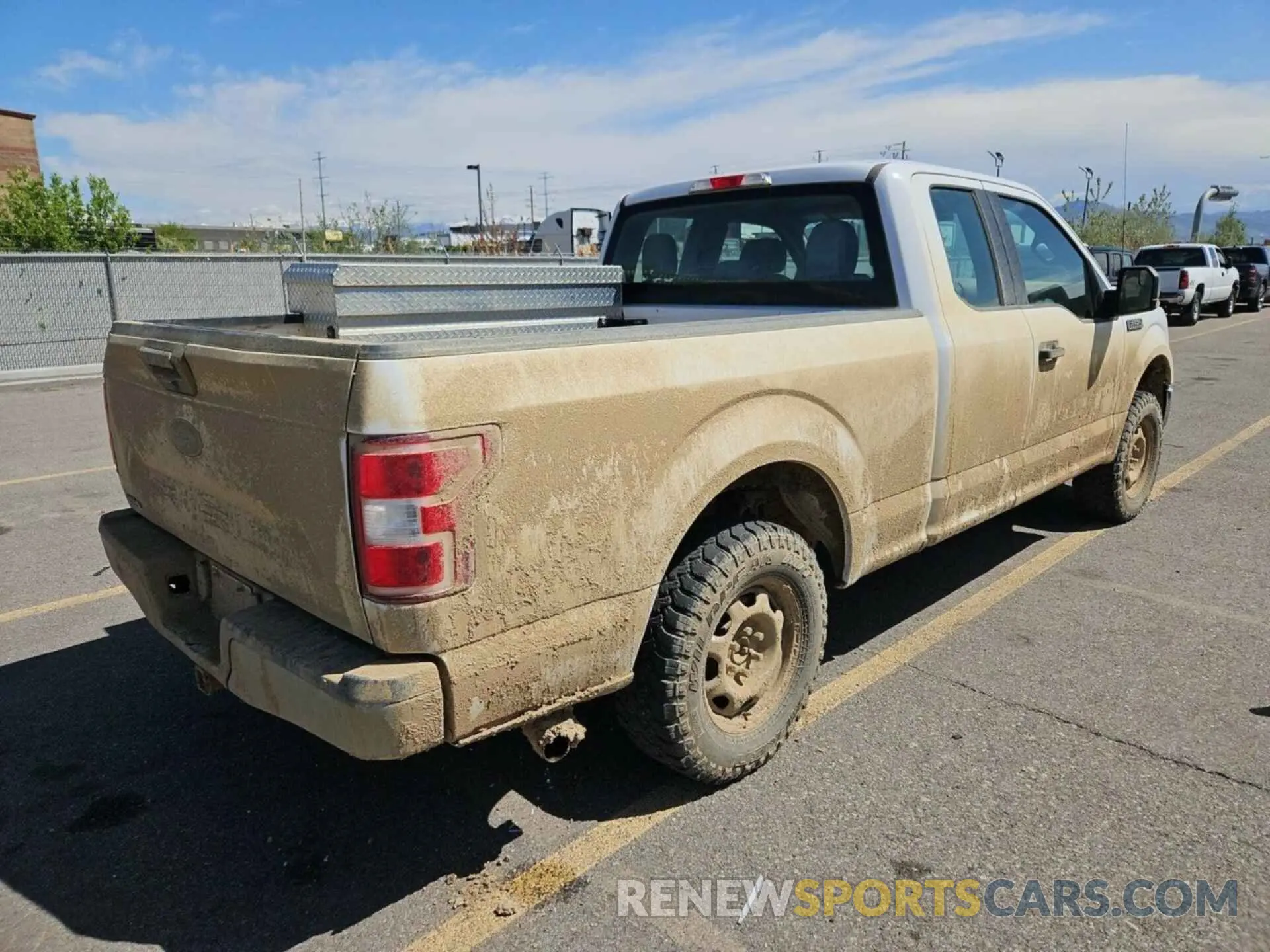 60 Photograph of a damaged car 1FTEX1EB1KKD33686 FORD F150 2019
