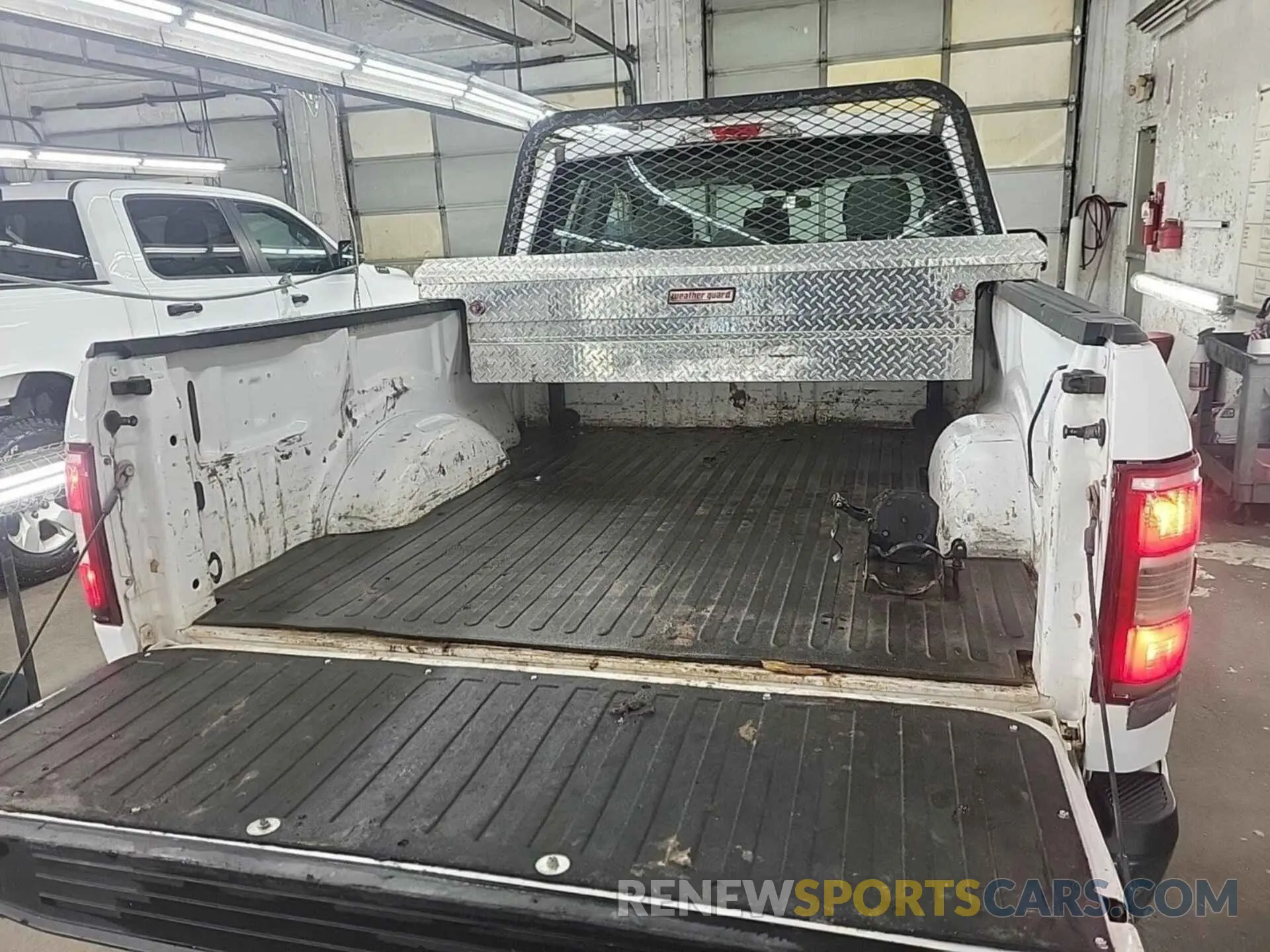 4 Photograph of a damaged car 1FTEX1EB2KKD00664 FORD F150 2019
