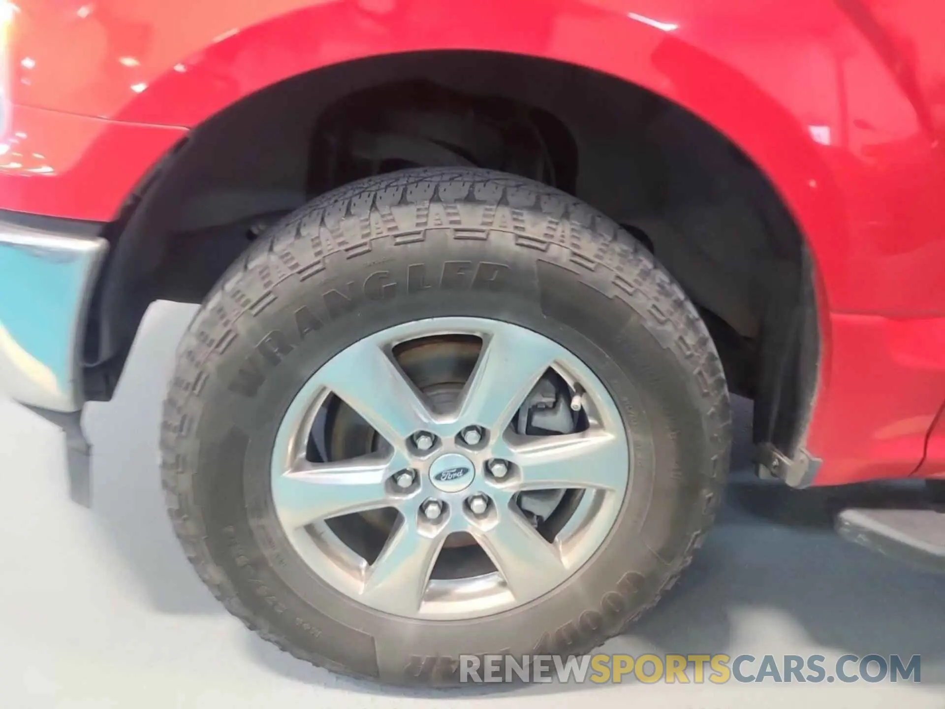 25 Photograph of a damaged car 1FTEX1EB5KKD36011 FORD F150 2019