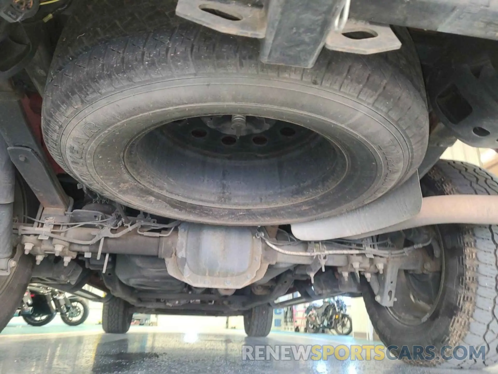31 Photograph of a damaged car 1FTEX1EB5KKD36011 FORD F150 2019