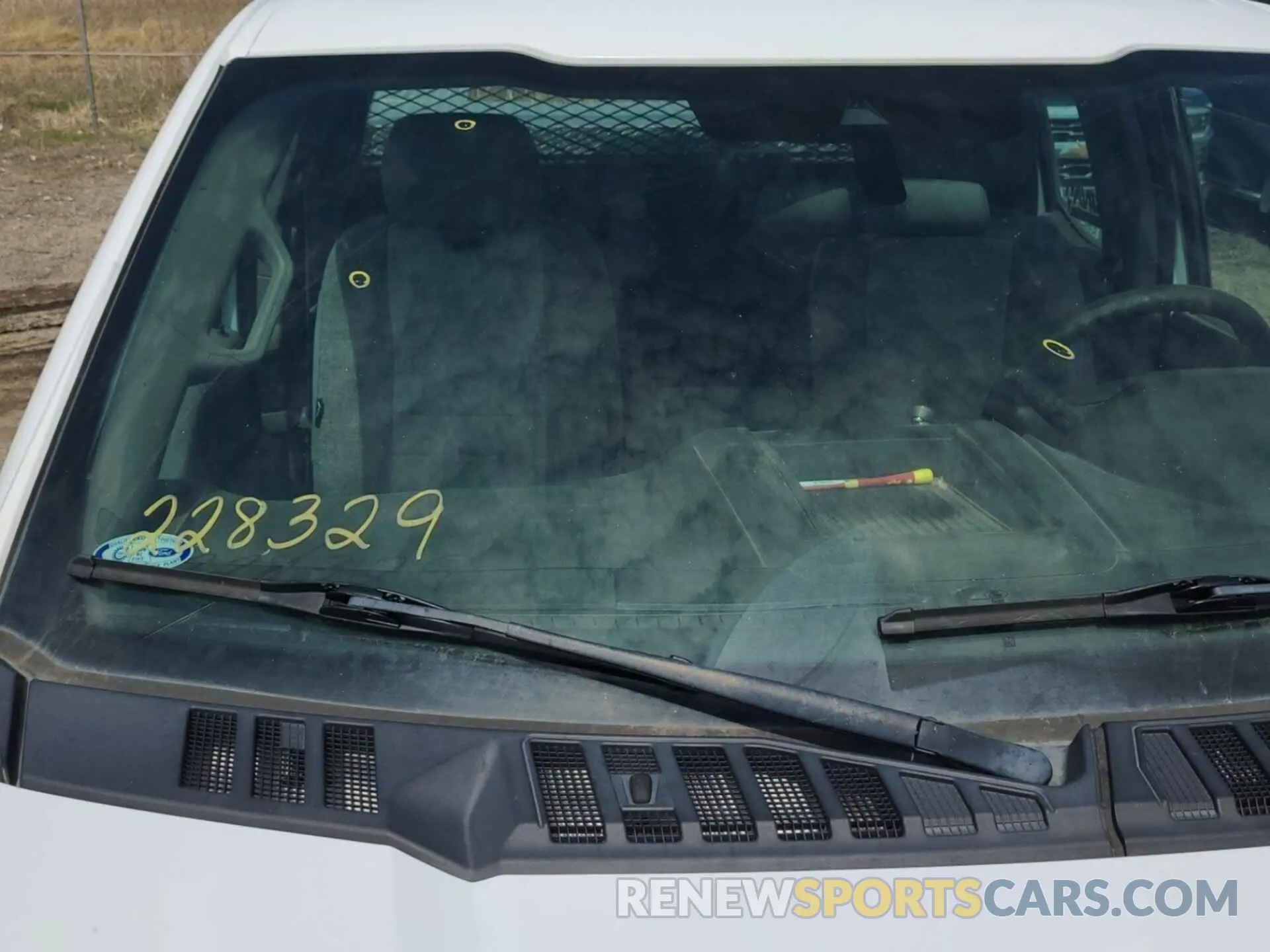 16 Photograph of a damaged car 1FTEX1EB5KKD65329 FORD F150 2019