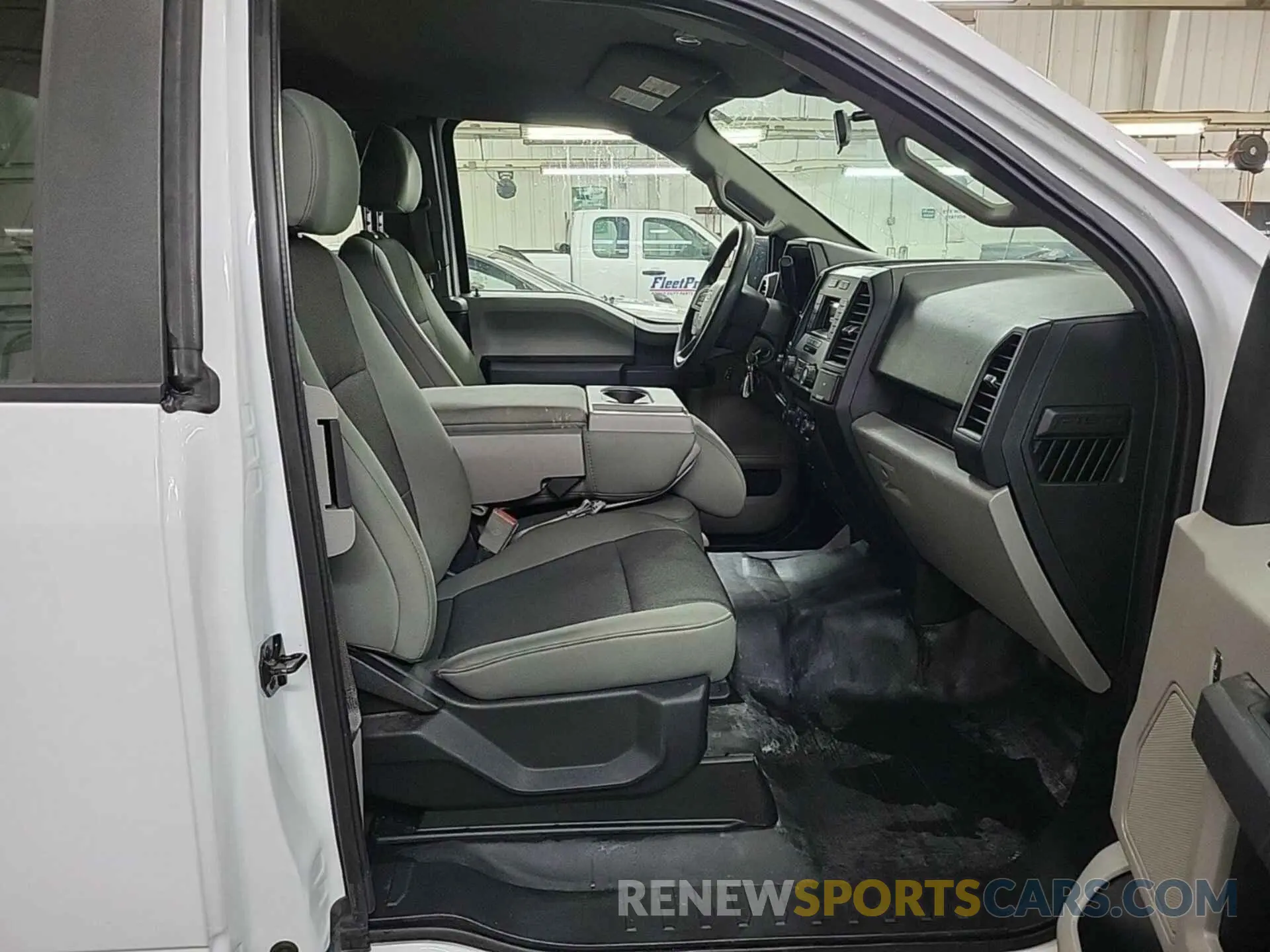 28 Photograph of a damaged car 1FTEX1EB6KKC03662 FORD F150 2019