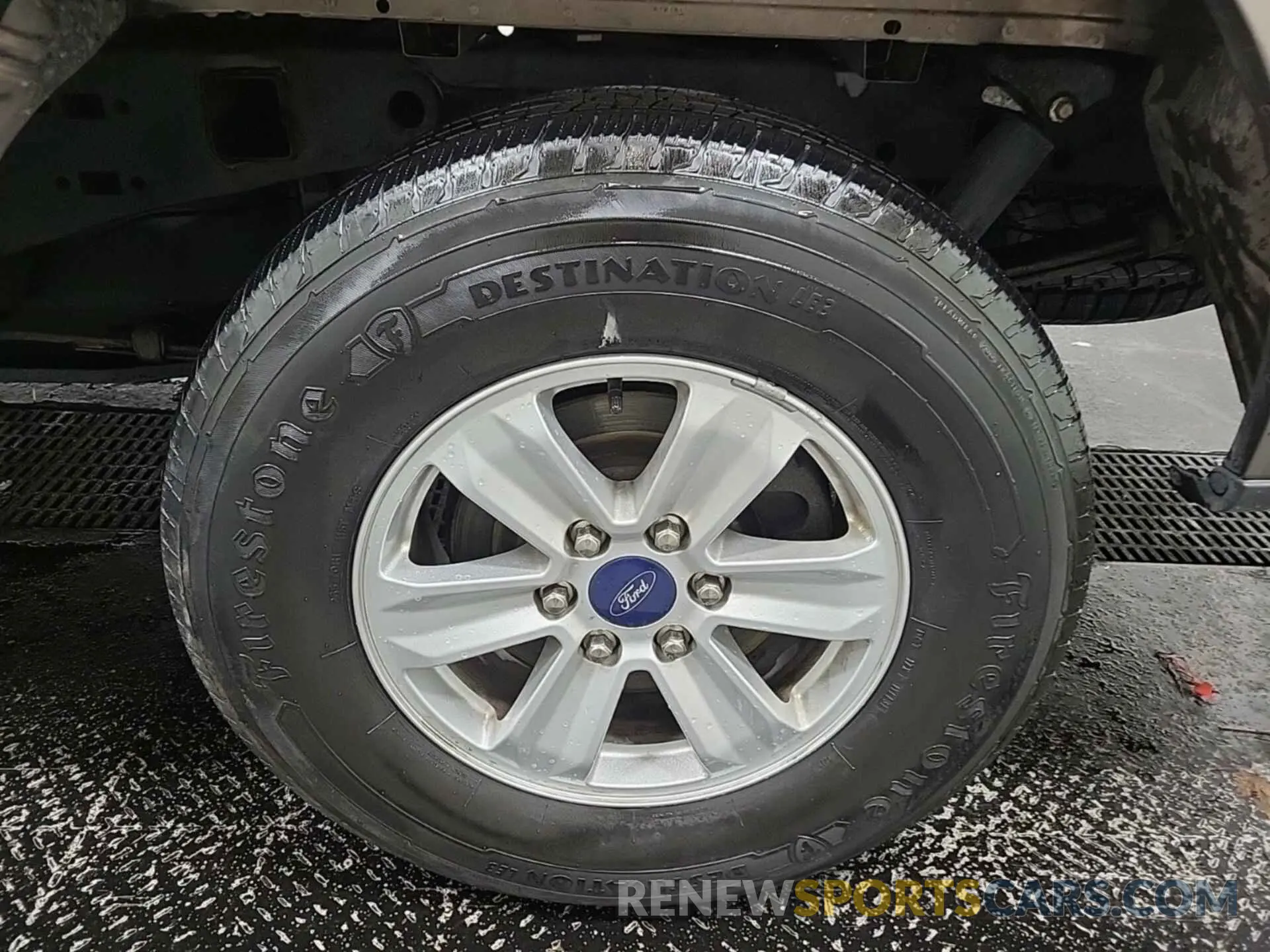 13 Photograph of a damaged car 1FTEX1EB6KKC55857 FORD F150 2019