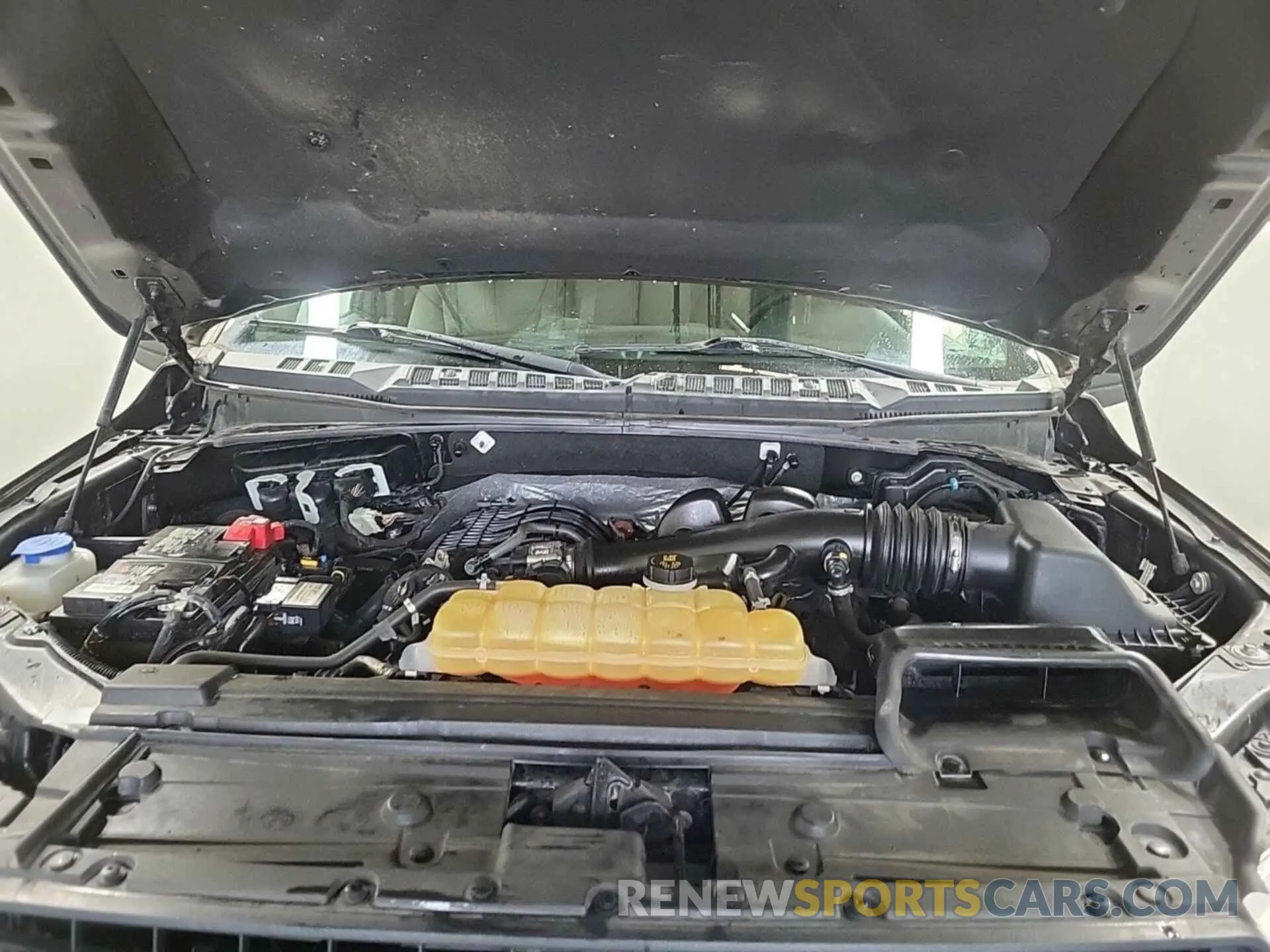 16 Photograph of a damaged car 1FTEX1EB6KKC55857 FORD F150 2019