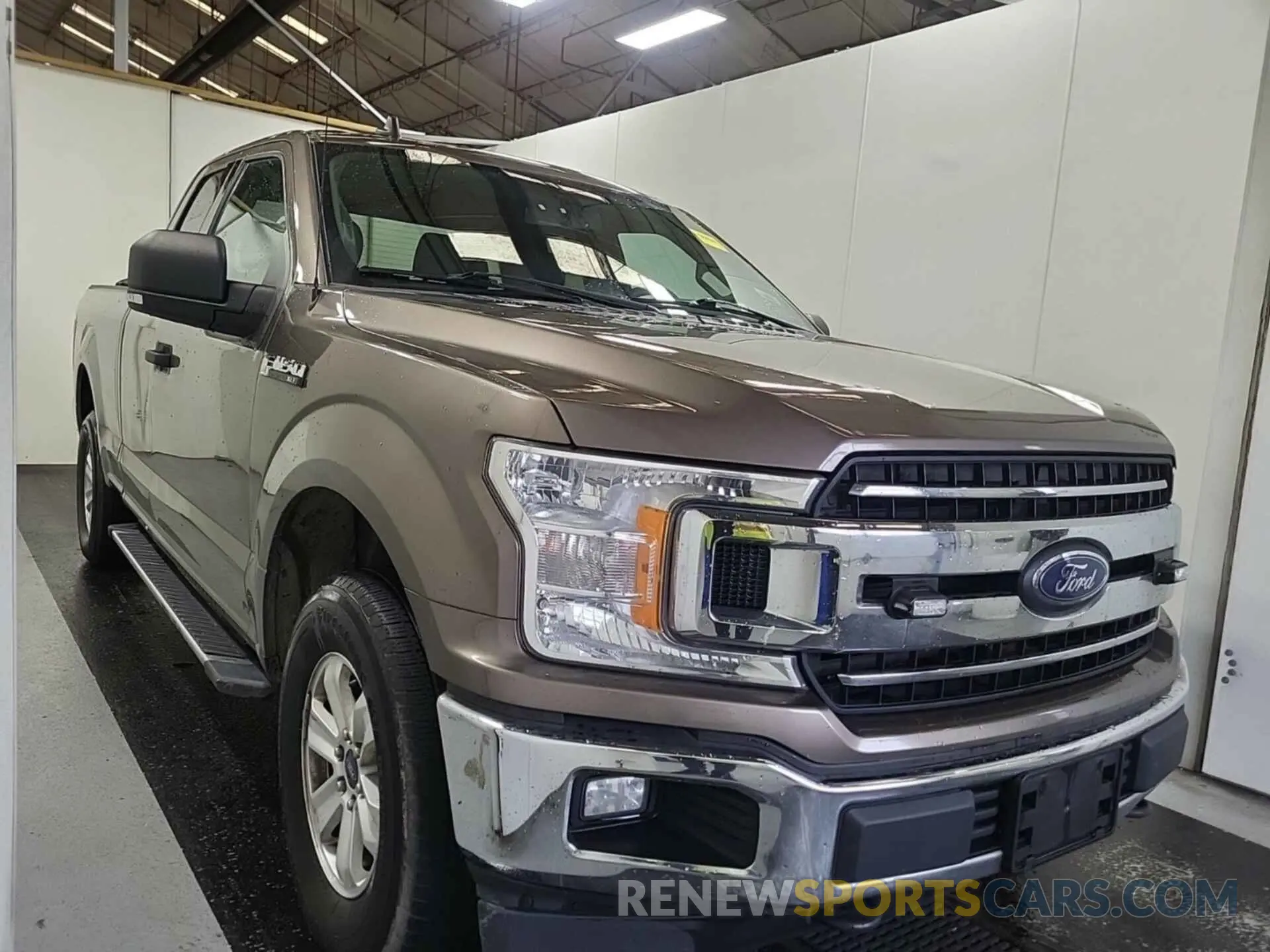 5 Photograph of a damaged car 1FTEX1EB6KKC55857 FORD F150 2019