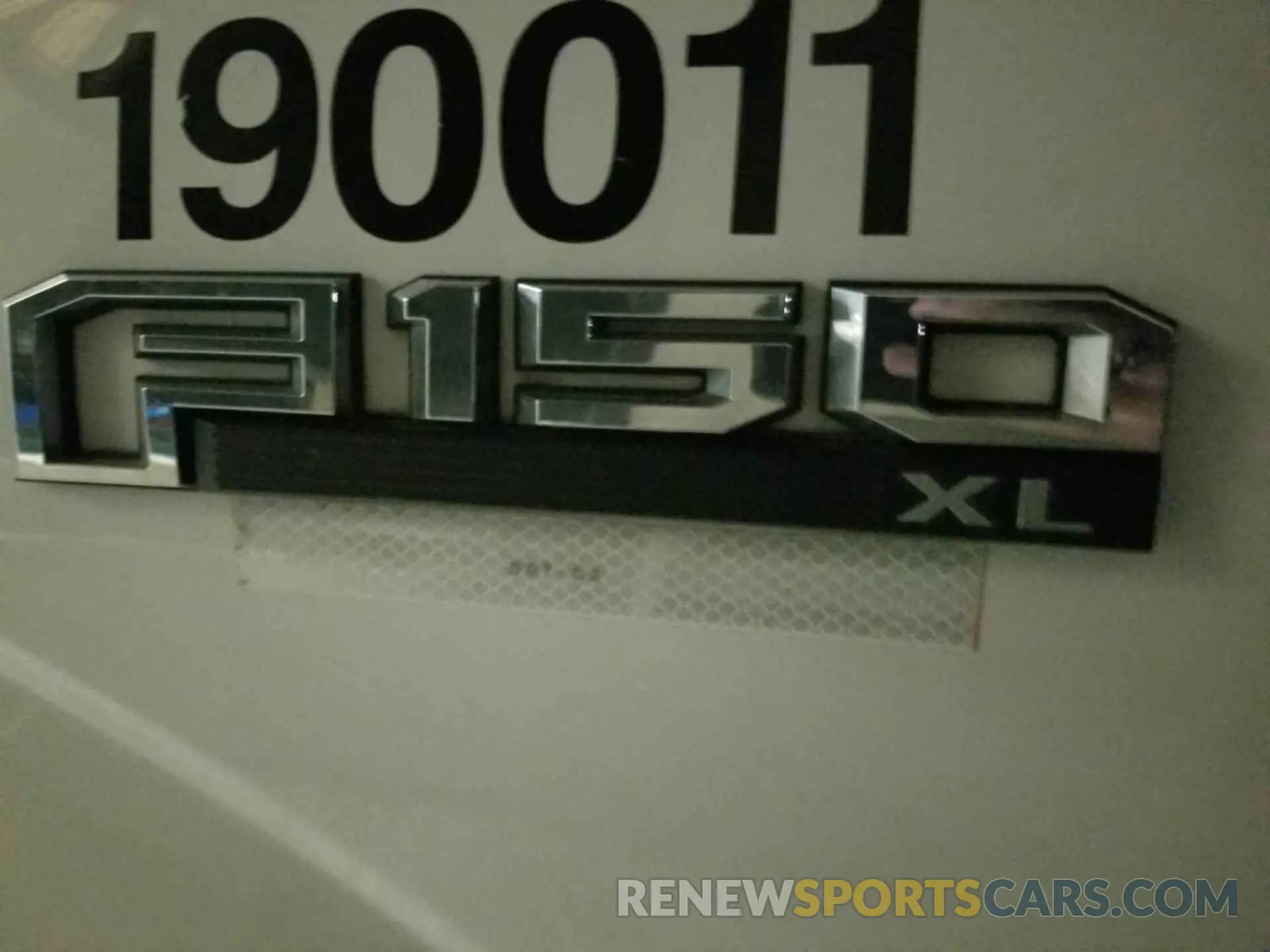 17 Photograph of a damaged car 1FTEX1EB9KKC72023 FORD F150 2019