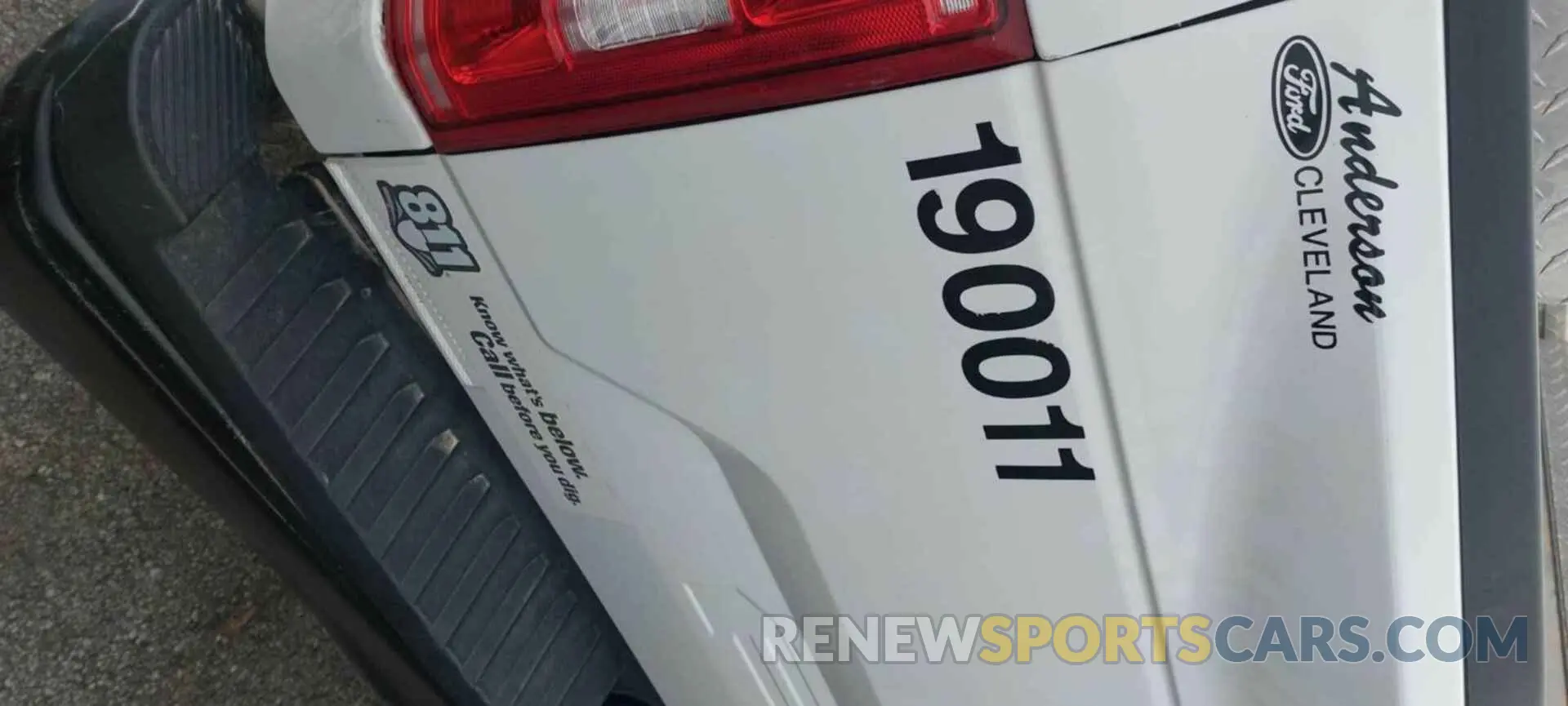 29 Photograph of a damaged car 1FTEX1EB9KKC72023 FORD F150 2019