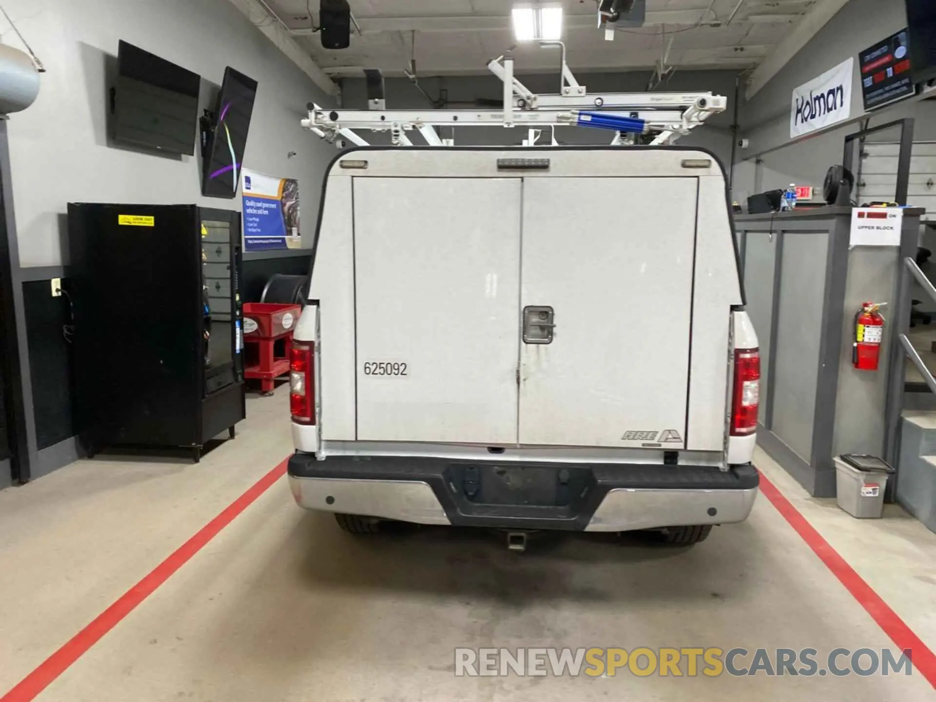 1 Photograph of a damaged car 1FTEX1EP0KKC71189 FORD F150 2019