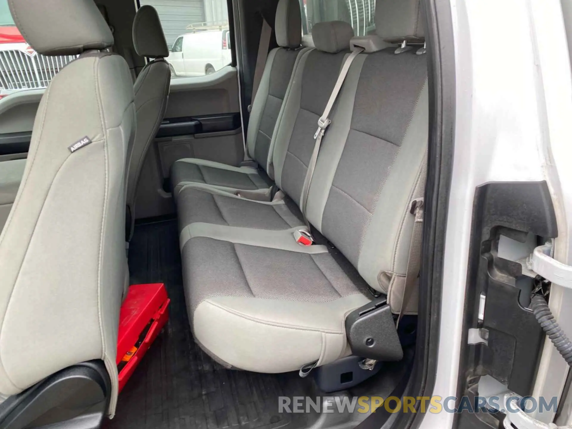 17 Photograph of a damaged car 1FTEX1EP0KKC71189 FORD F150 2019
