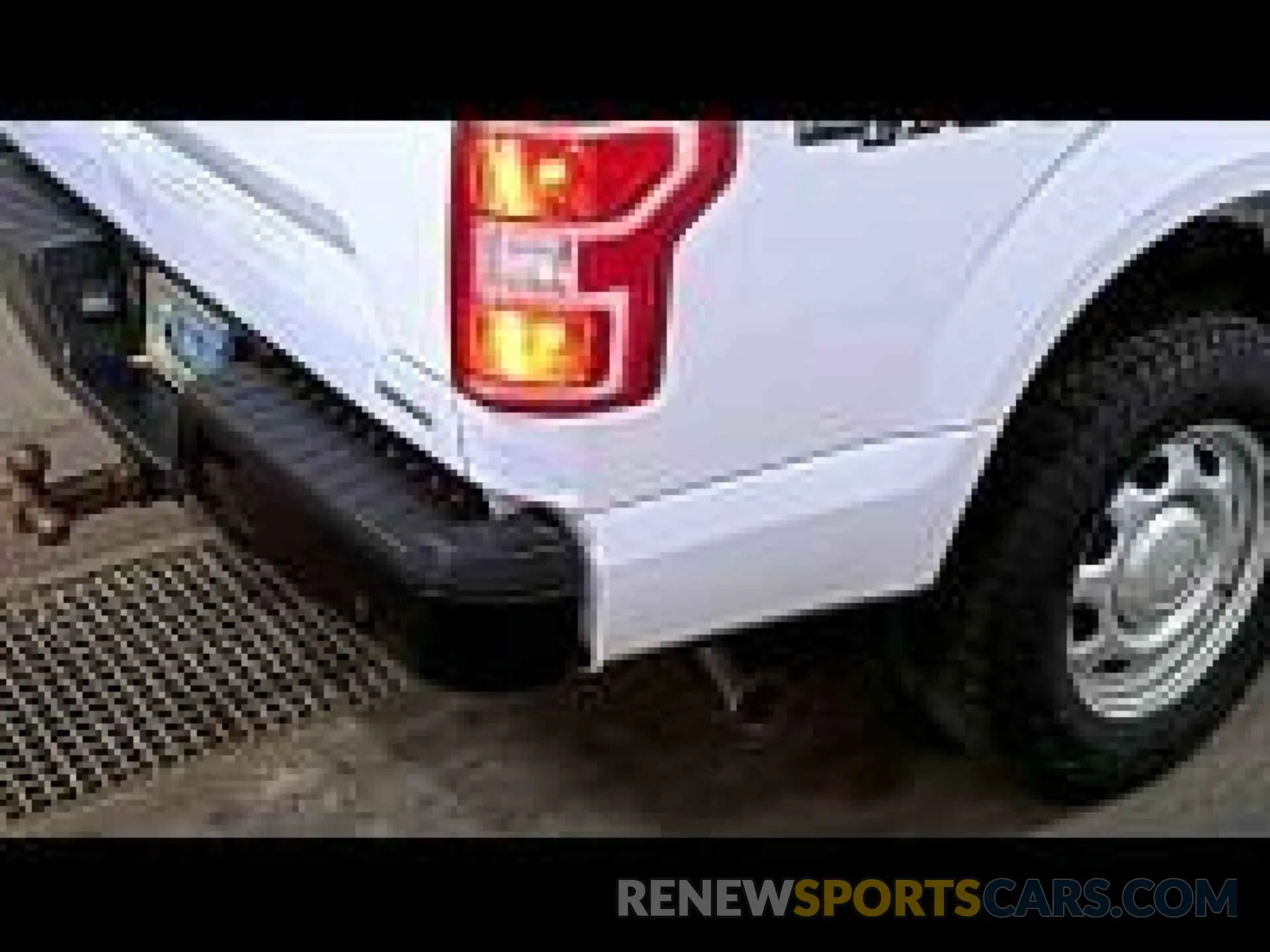 26 Photograph of a damaged car 1FTEX1EP0KKD51298 FORD F150 2019