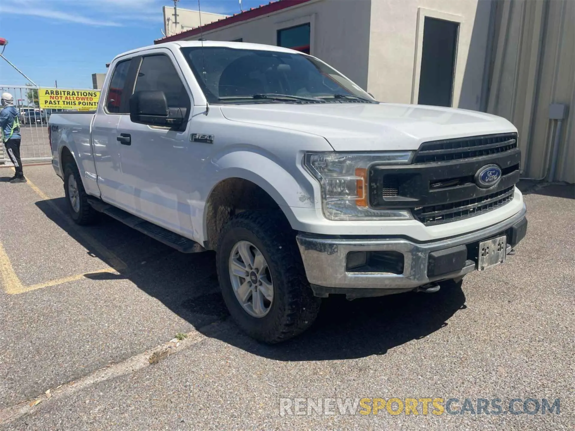 33 Photograph of a damaged car 1FTEX1EPXKKD17465 FORD F150 2019