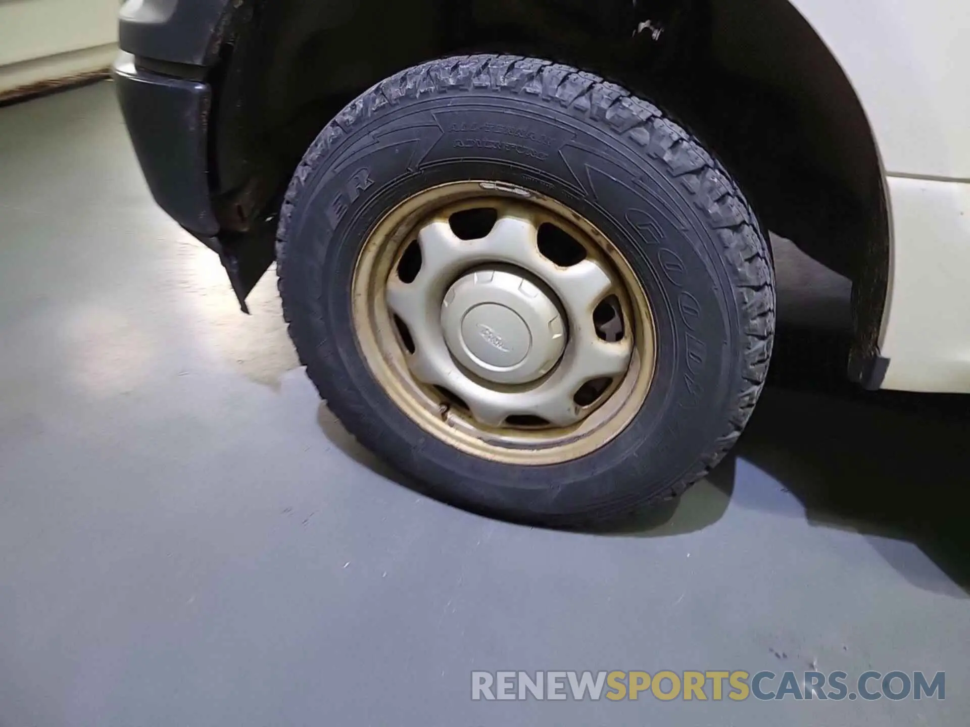 27 Photograph of a damaged car 1FTEX1EPXKKD65354 FORD F150 2019