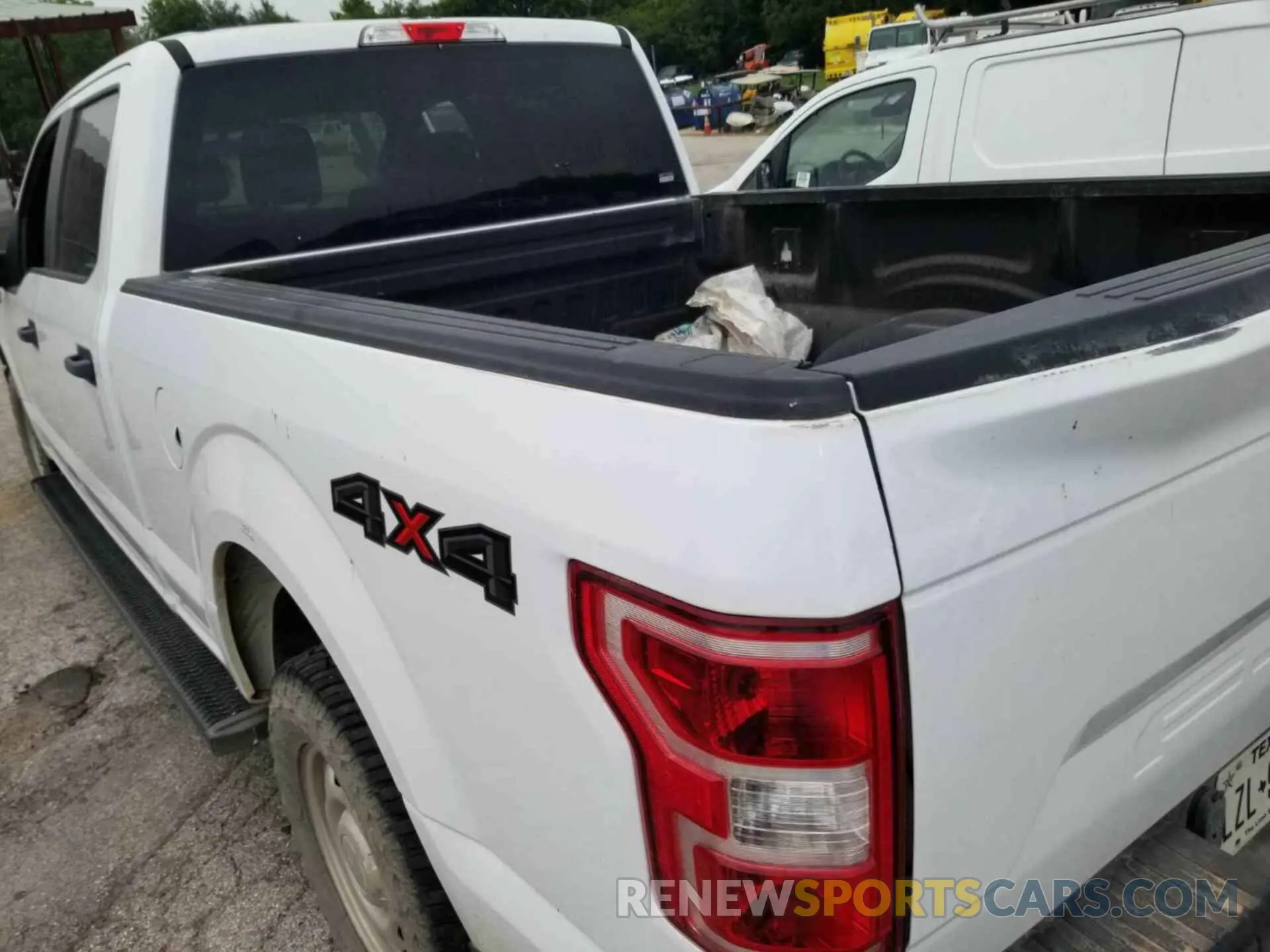 15 Photograph of a damaged car 1FTFW1E52KKD31172 FORD F150 2019