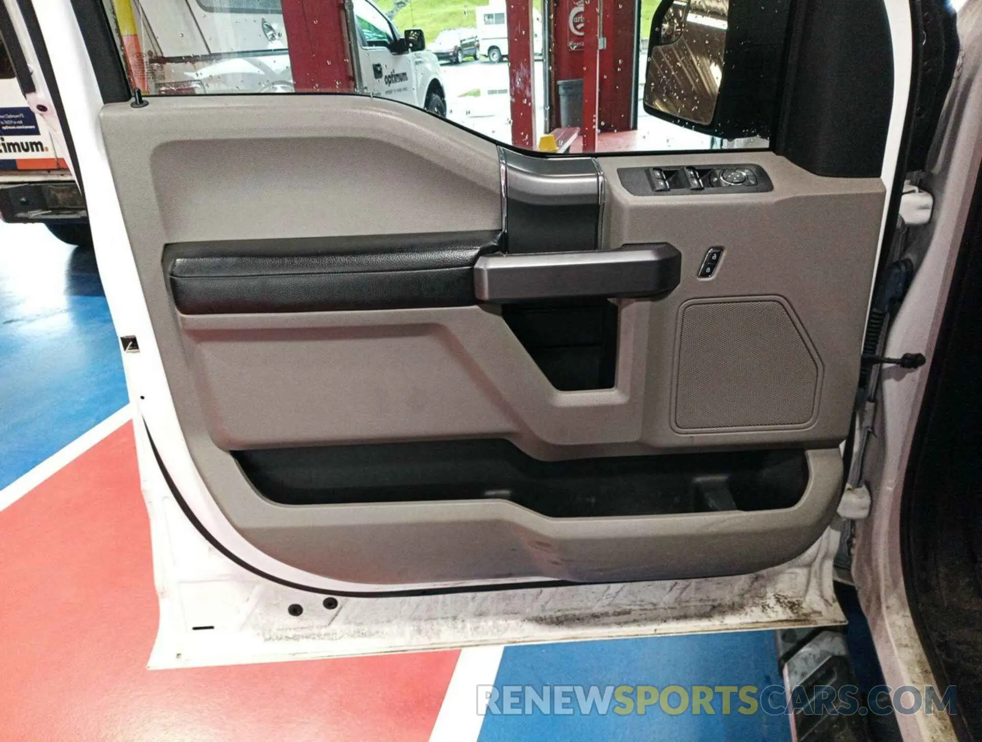 25 Photograph of a damaged car 1FTFW1E57KKD52051 FORD F150 2019