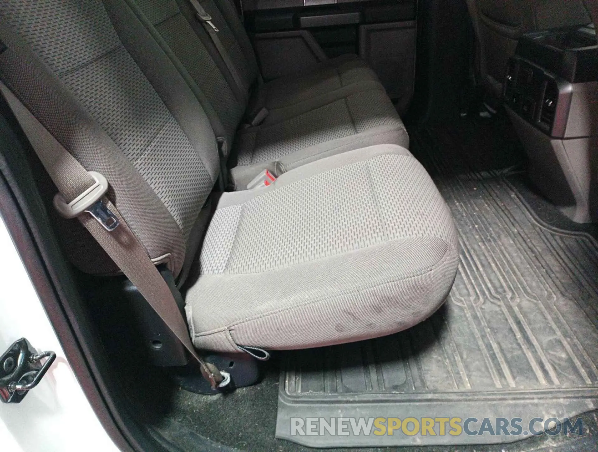 40 Photograph of a damaged car 1FTFW1E57KKD52051 FORD F150 2019