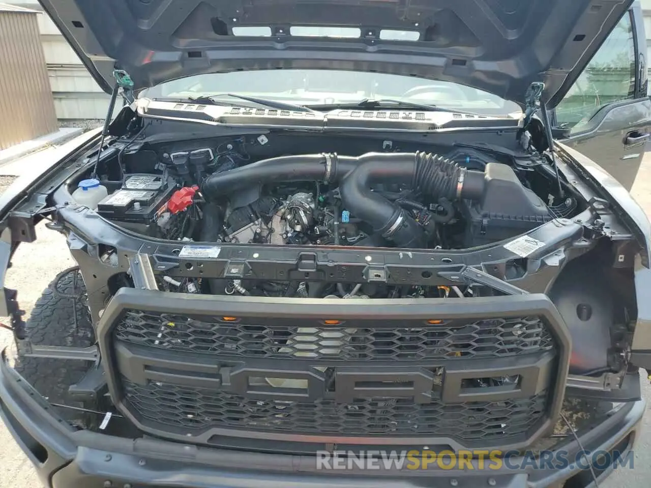 11 Photograph of a damaged car 1FTFW1RG0KFC16008 FORD F150 2019