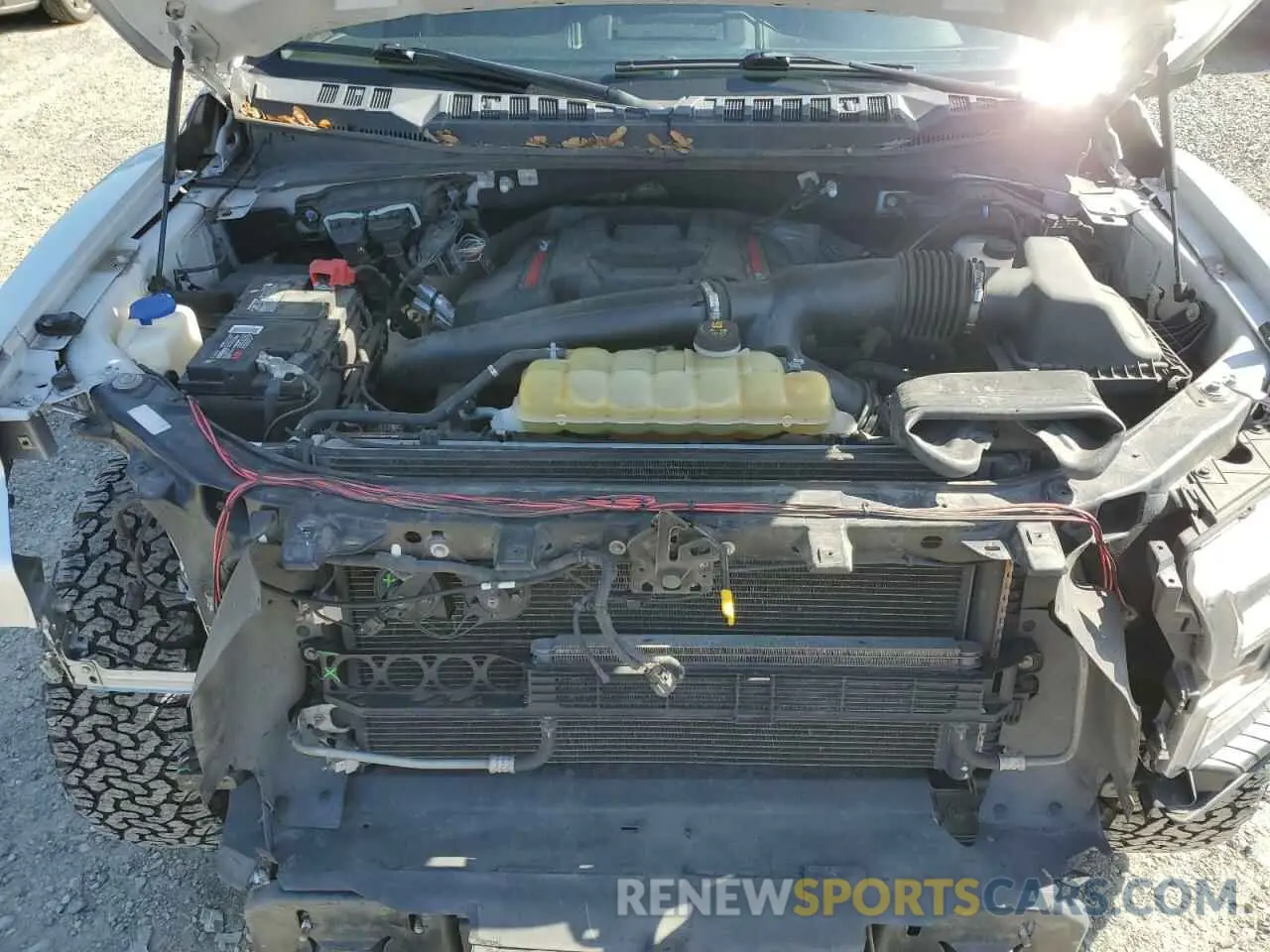 11 Photograph of a damaged car 1FTFW1RG1KFC47039 FORD F150 2019