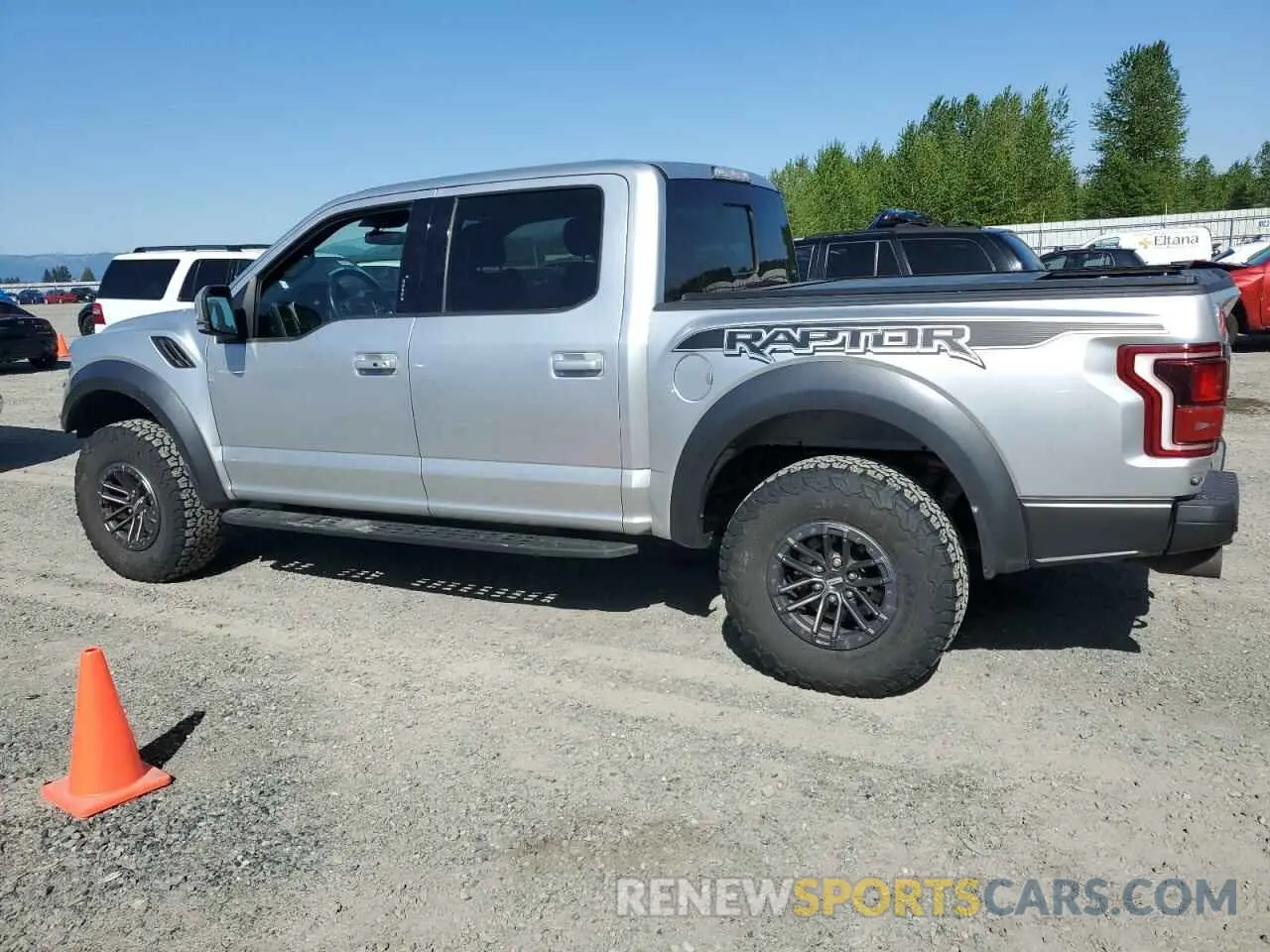 2 Photograph of a damaged car 1FTFW1RG1KFC47039 FORD F150 2019