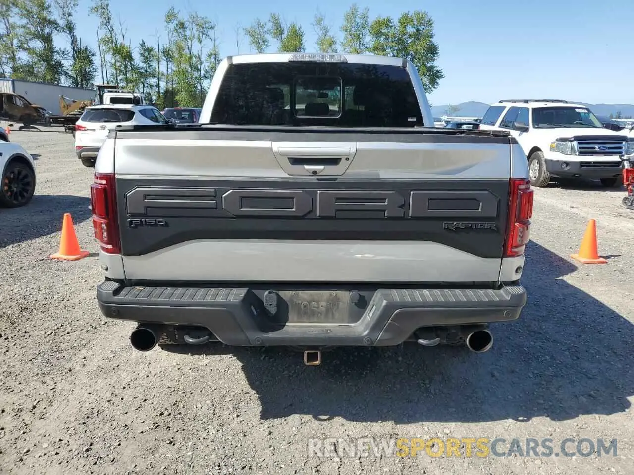 6 Photograph of a damaged car 1FTFW1RG1KFC47039 FORD F150 2019