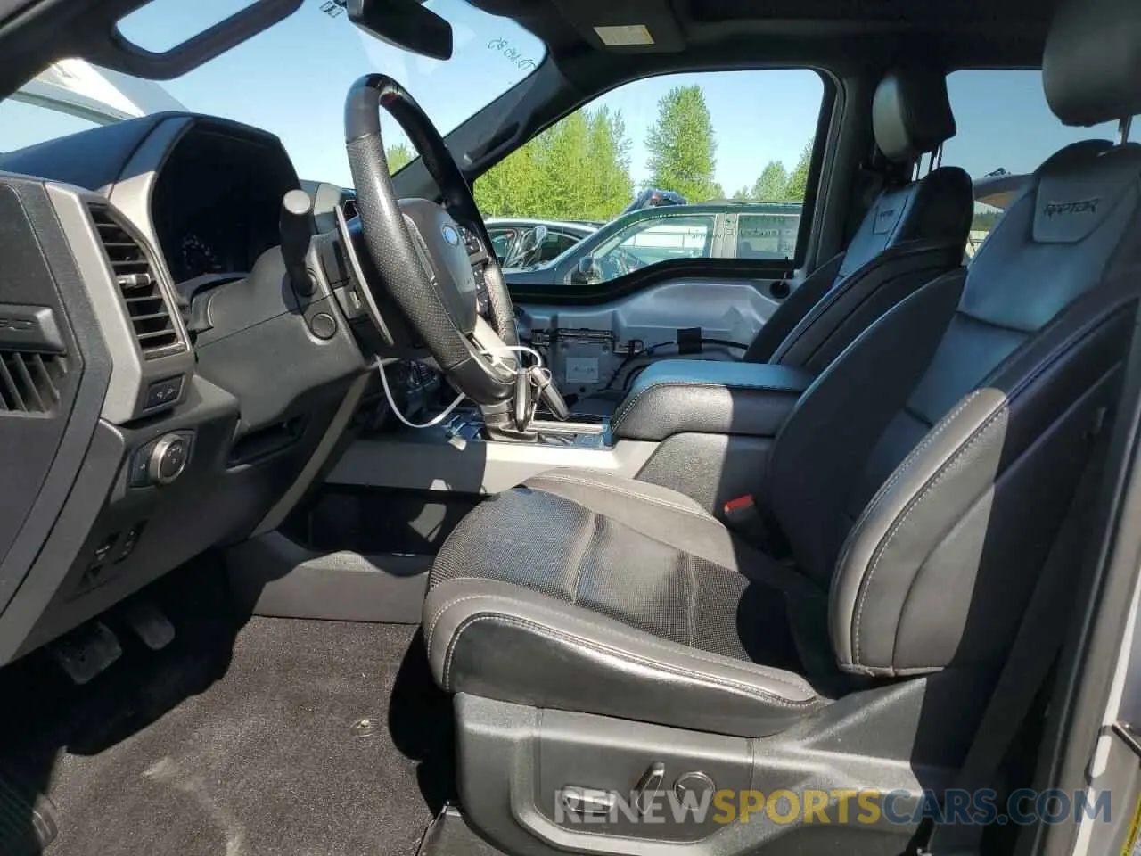 7 Photograph of a damaged car 1FTFW1RG1KFC47039 FORD F150 2019