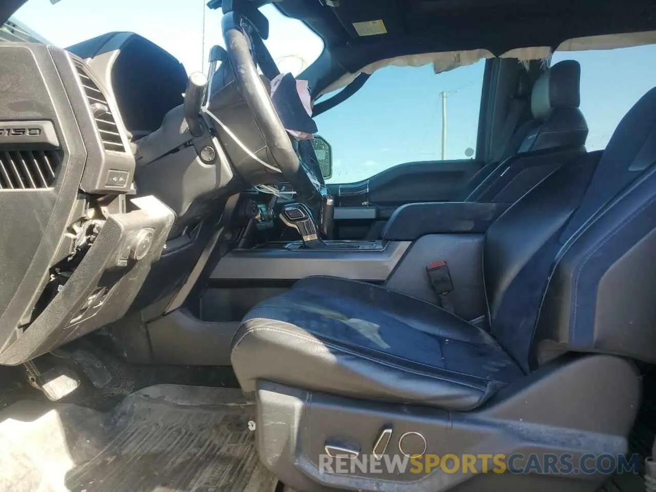 7 Photograph of a damaged car 1FTFW1RG2KFB01510 FORD F150 2019