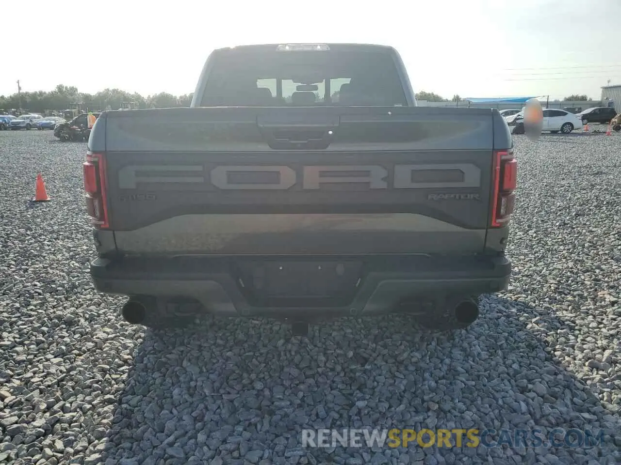 6 Photograph of a damaged car 1FTFW1RG2KFC03390 FORD F150 2019
