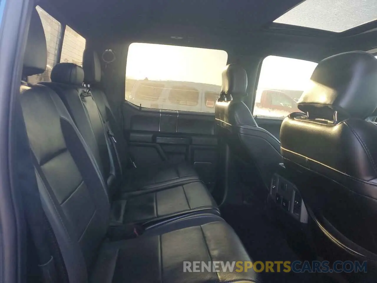 10 Photograph of a damaged car 1FTFW1RG5KFB29057 FORD F150 2019