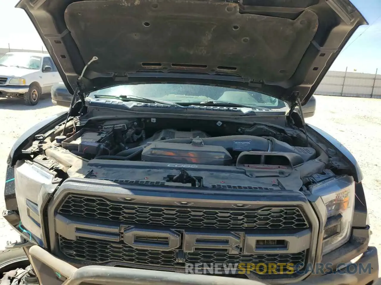 11 Photograph of a damaged car 1FTFW1RG8KFB88992 FORD F150 2019