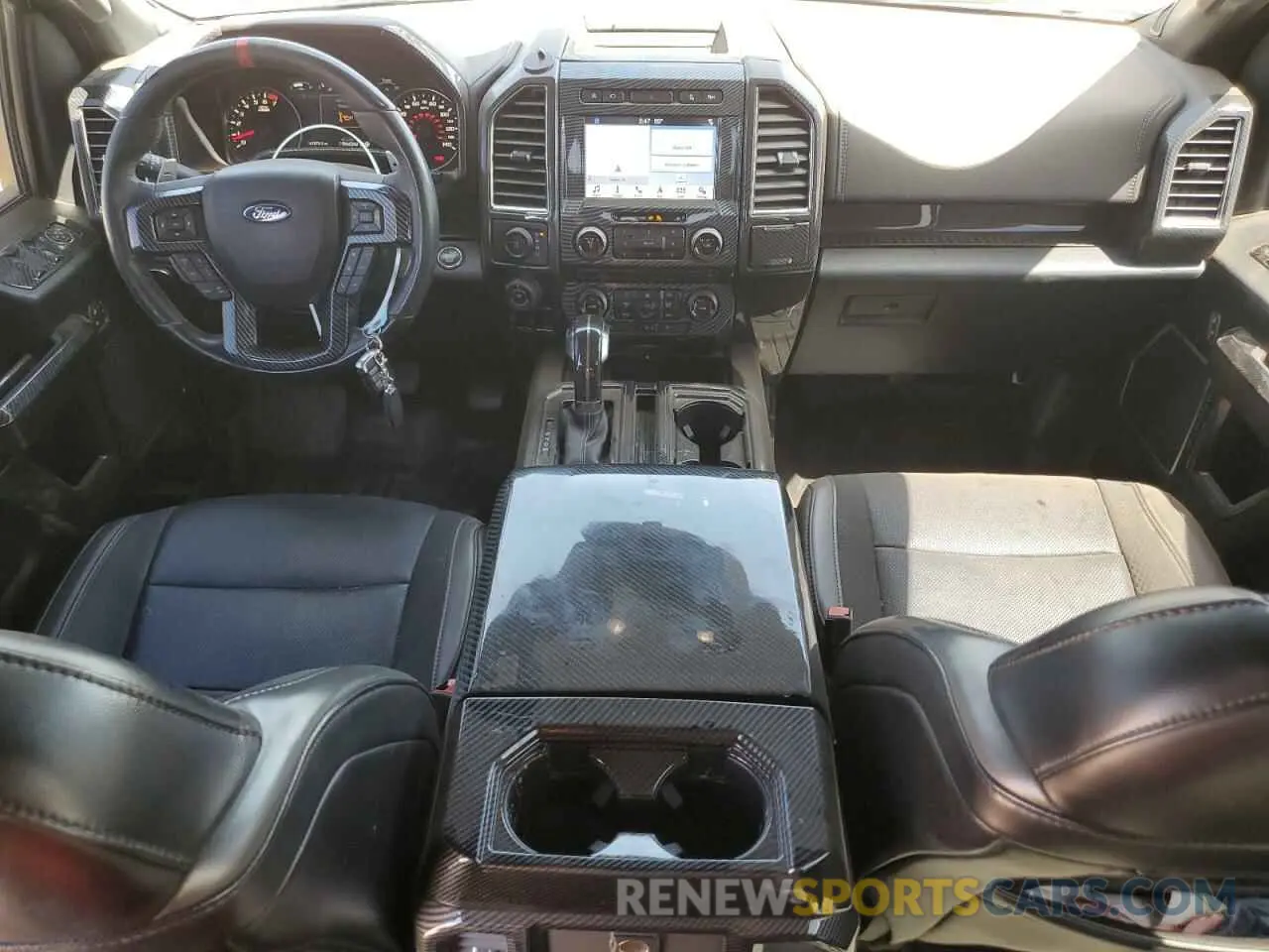 8 Photograph of a damaged car 1FTFW1RG8KFB88992 FORD F150 2019