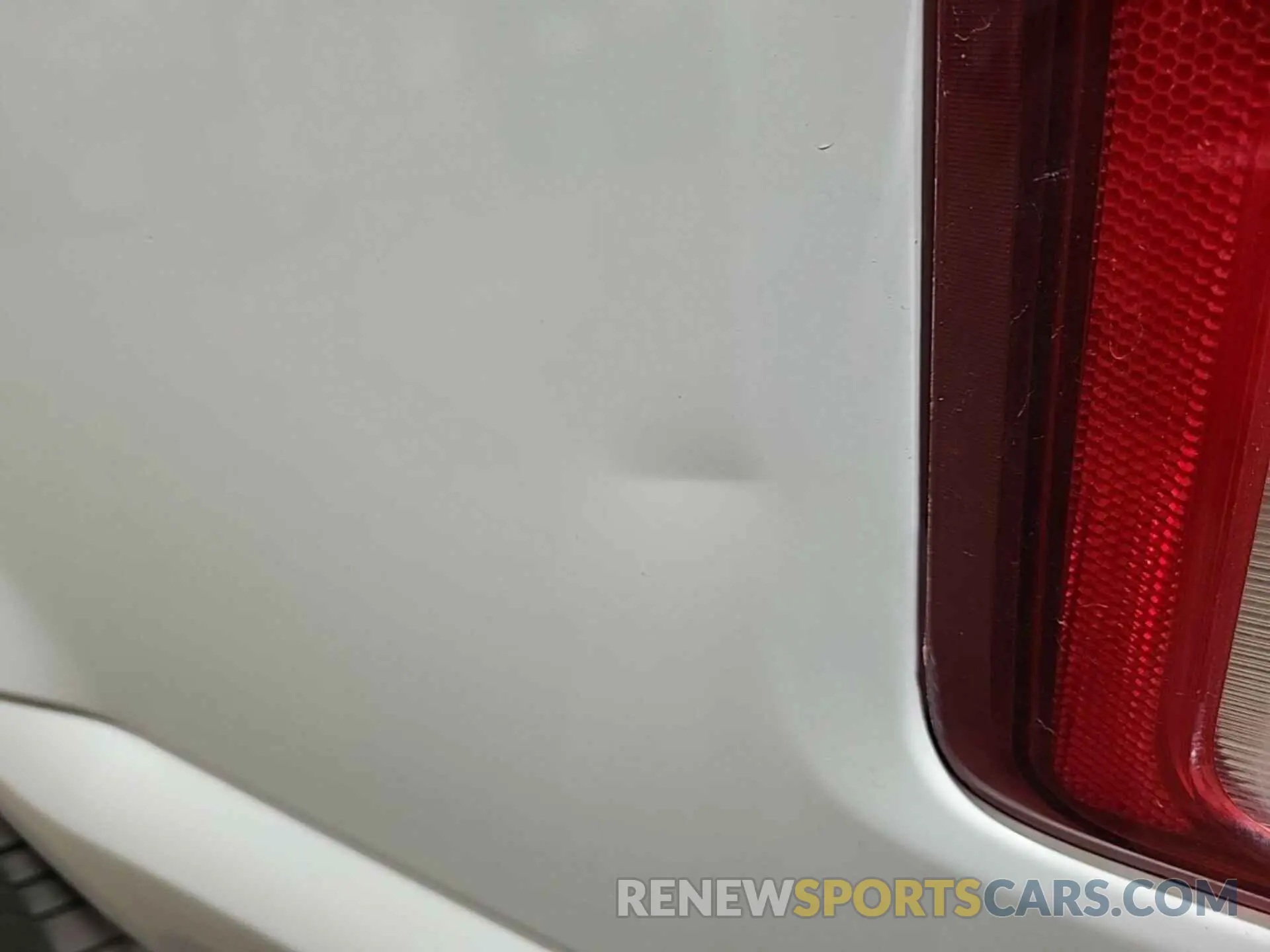 17 Photograph of a damaged car 1FTFX1E40KKE10523 FORD F150 2019