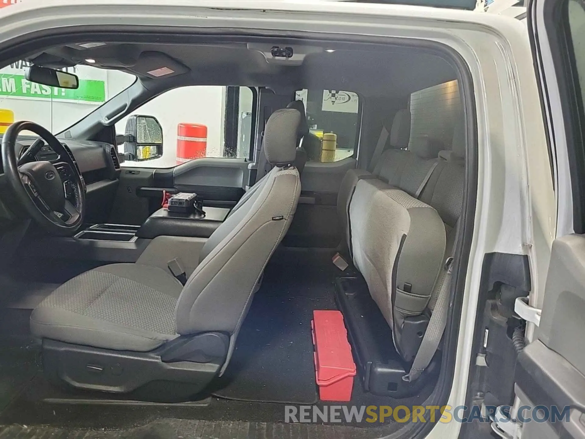 8 Photograph of a damaged car 1FTFX1E40KKE41447 FORD F150 2019