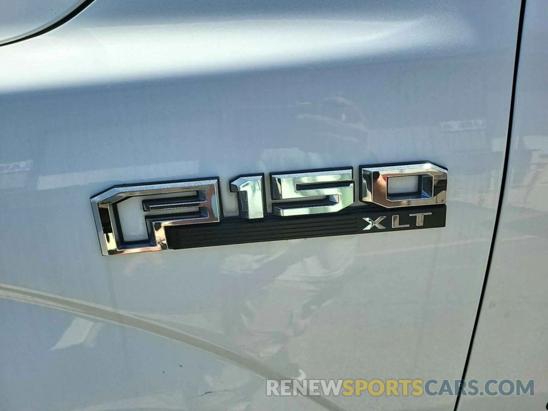 10 Photograph of a damaged car 1FTFX1E41KKC43606 FORD F150 2019