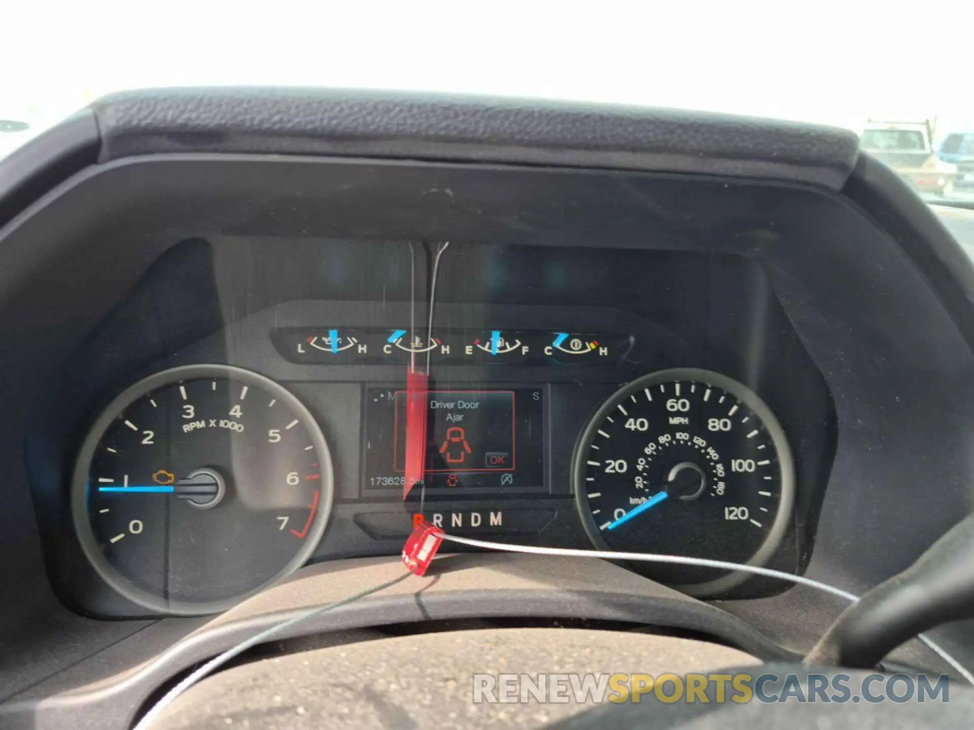 2 Photograph of a damaged car 1FTFX1E41KKE10532 FORD F150 2019