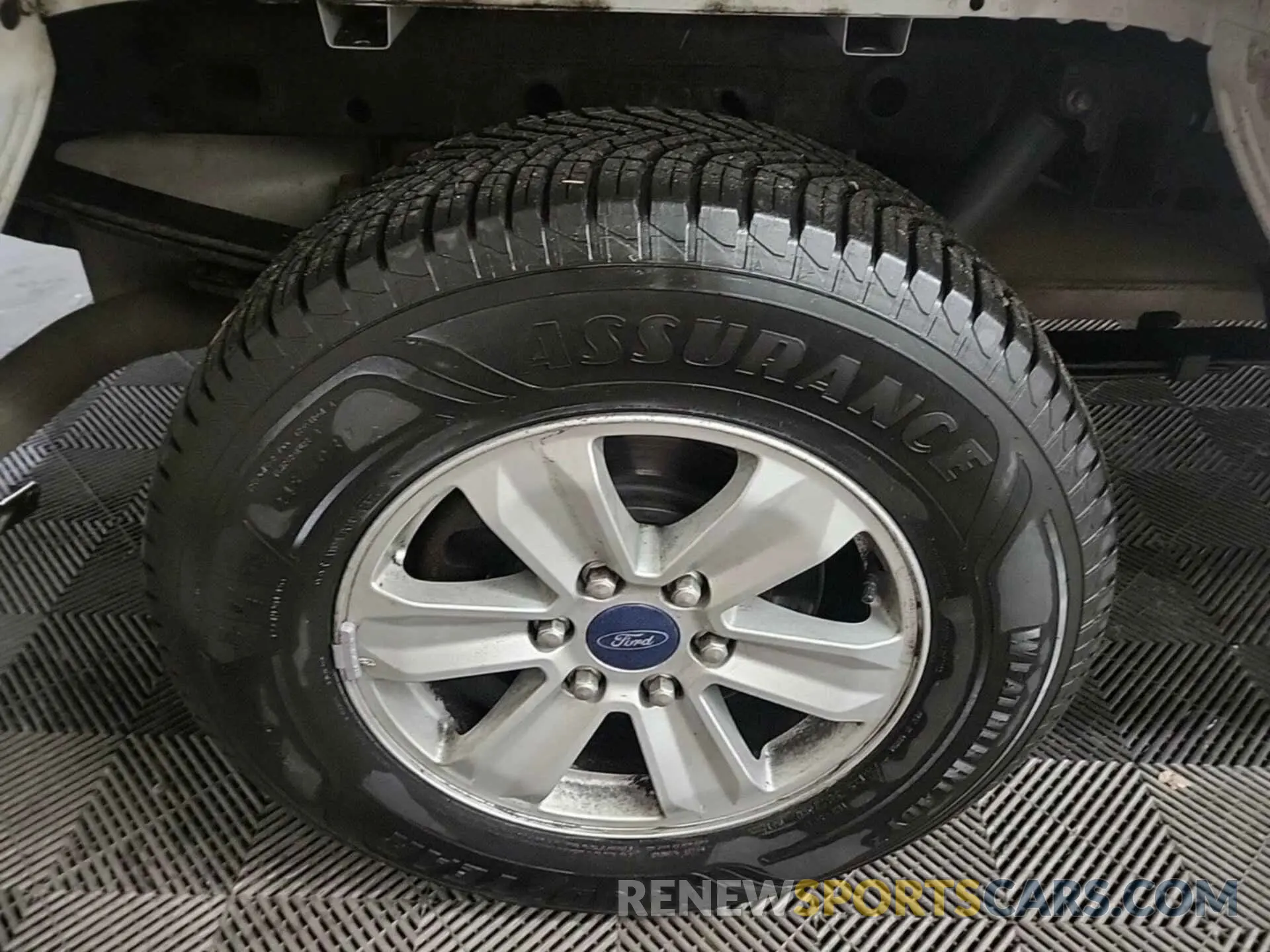 15 Photograph of a damaged car 1FTFX1E44KKC43454 FORD F150 2019