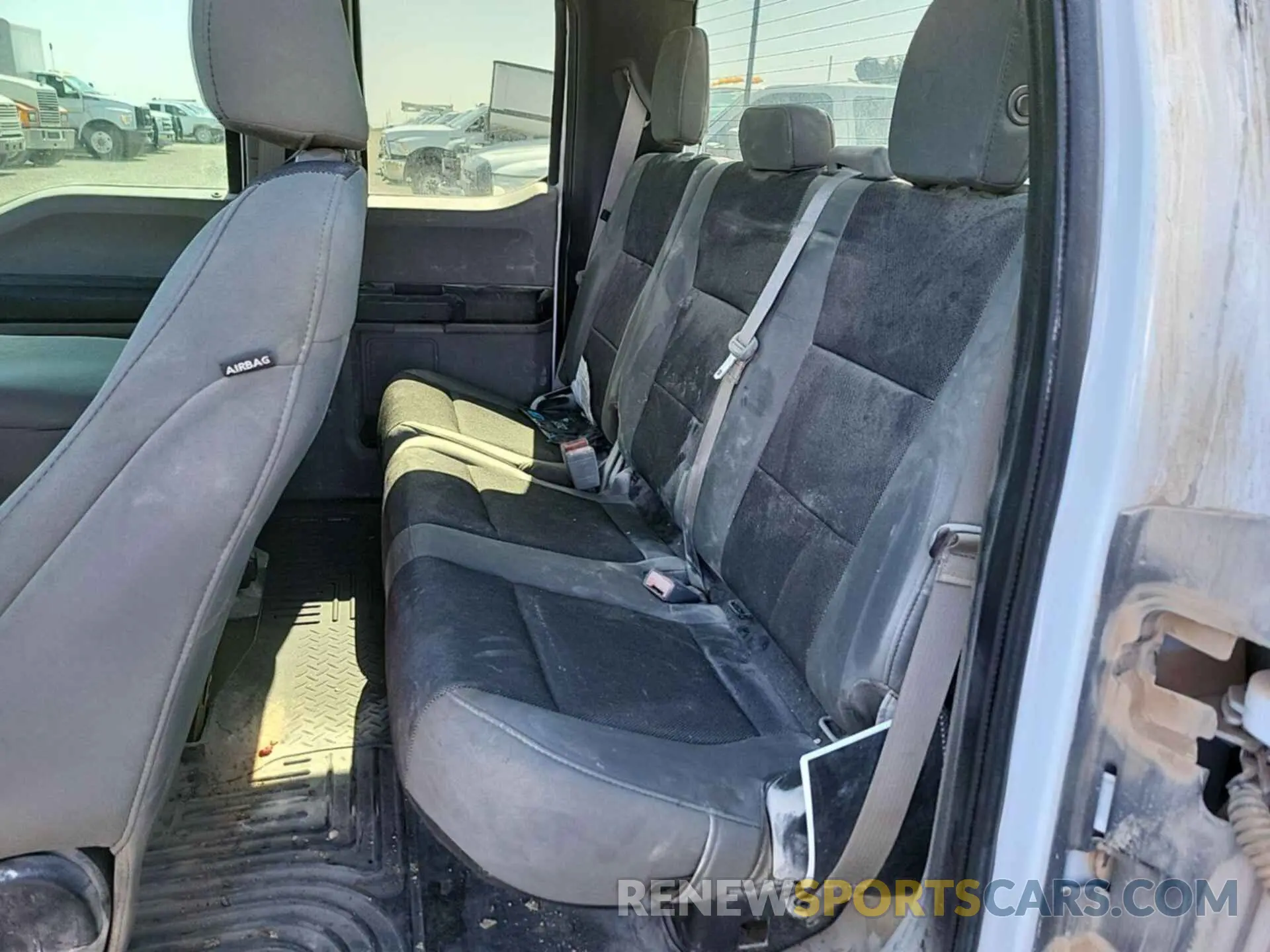 14 Photograph of a damaged car 1FTFX1E50KKE52828 FORD F150 2019
