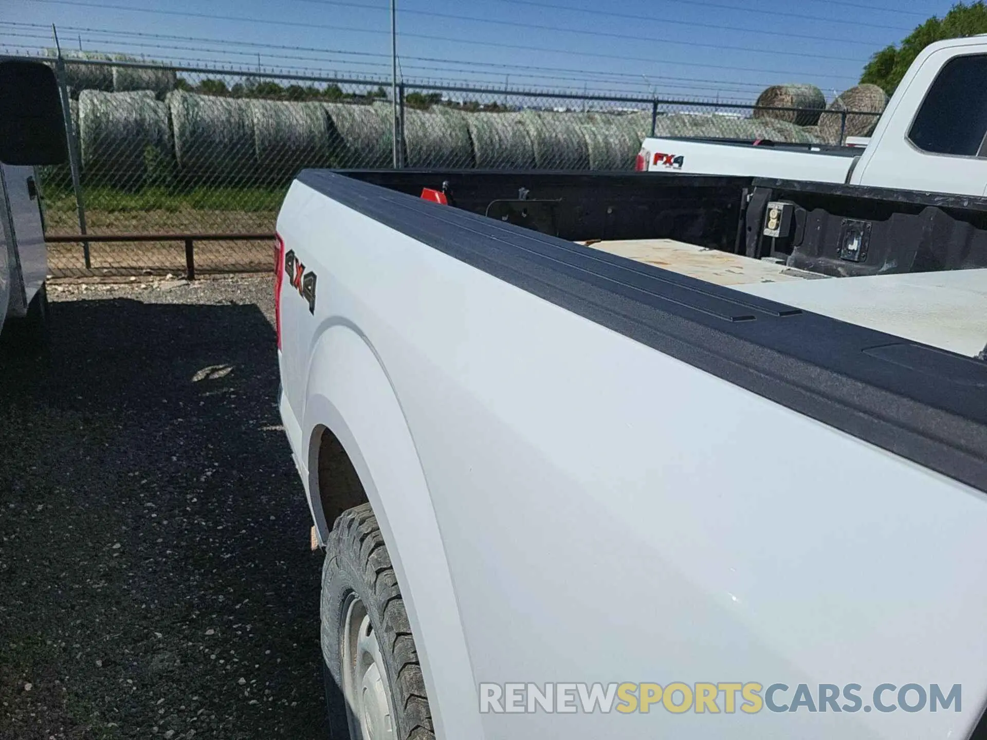 15 Photograph of a damaged car 1FTFX1E50KKE52828 FORD F150 2019