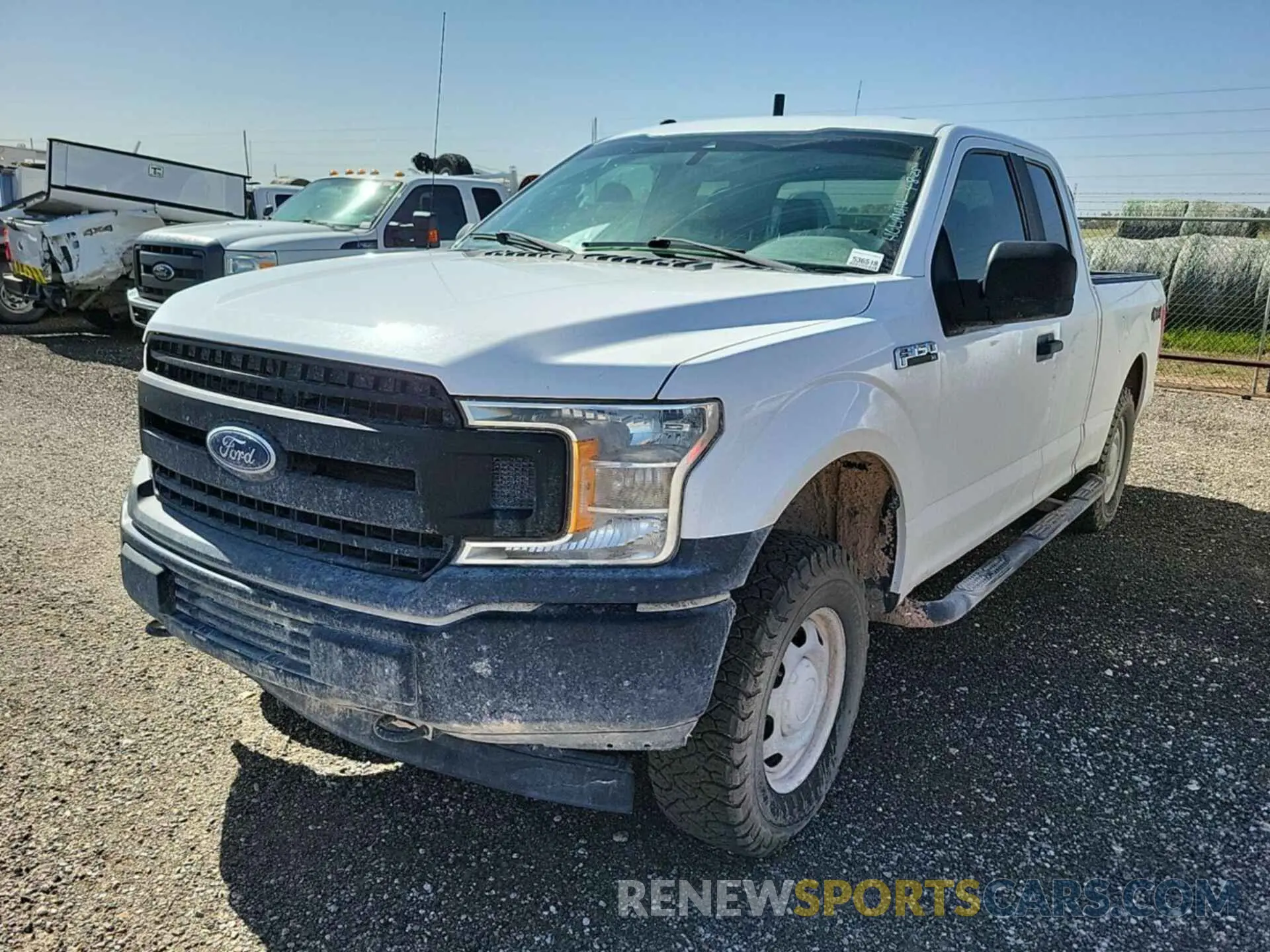 18 Photograph of a damaged car 1FTFX1E50KKE52828 FORD F150 2019
