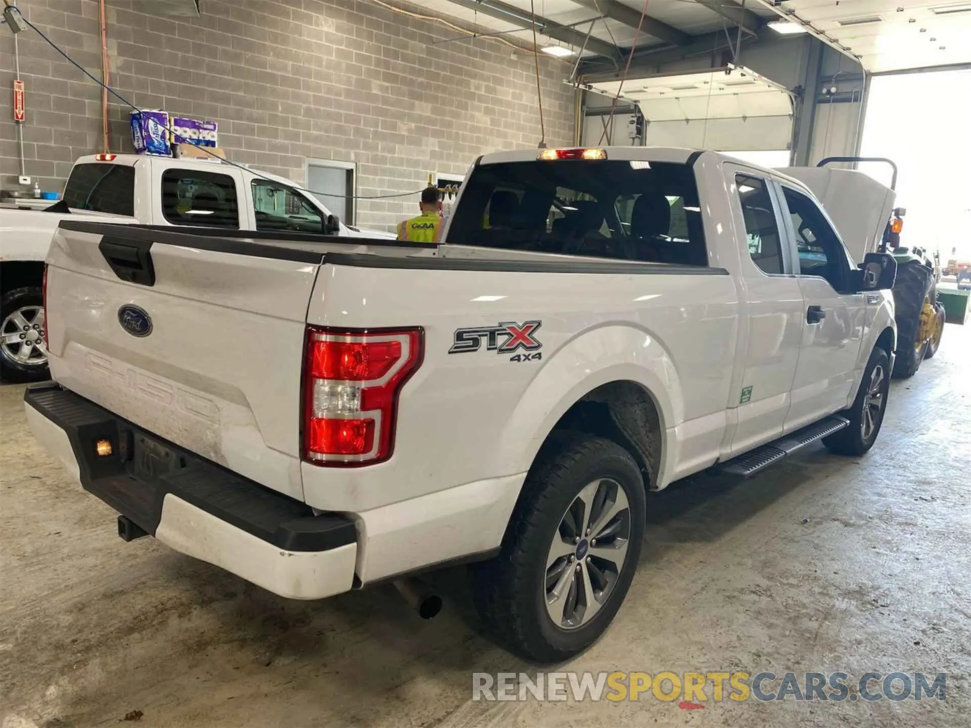 6 Photograph of a damaged car 1FTFX1E52KKC13801 FORD F150 2019